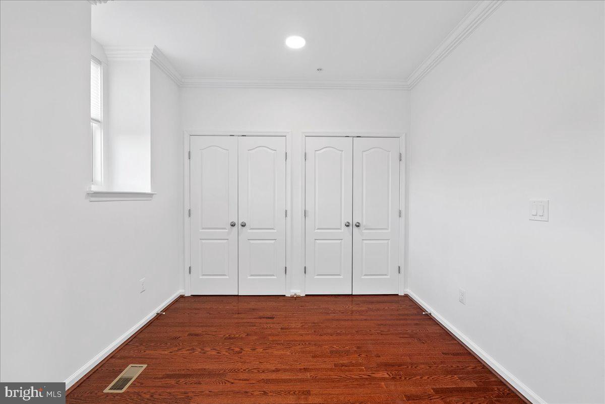 POTOMAC OVERLOOK CONDO - Residential Lease