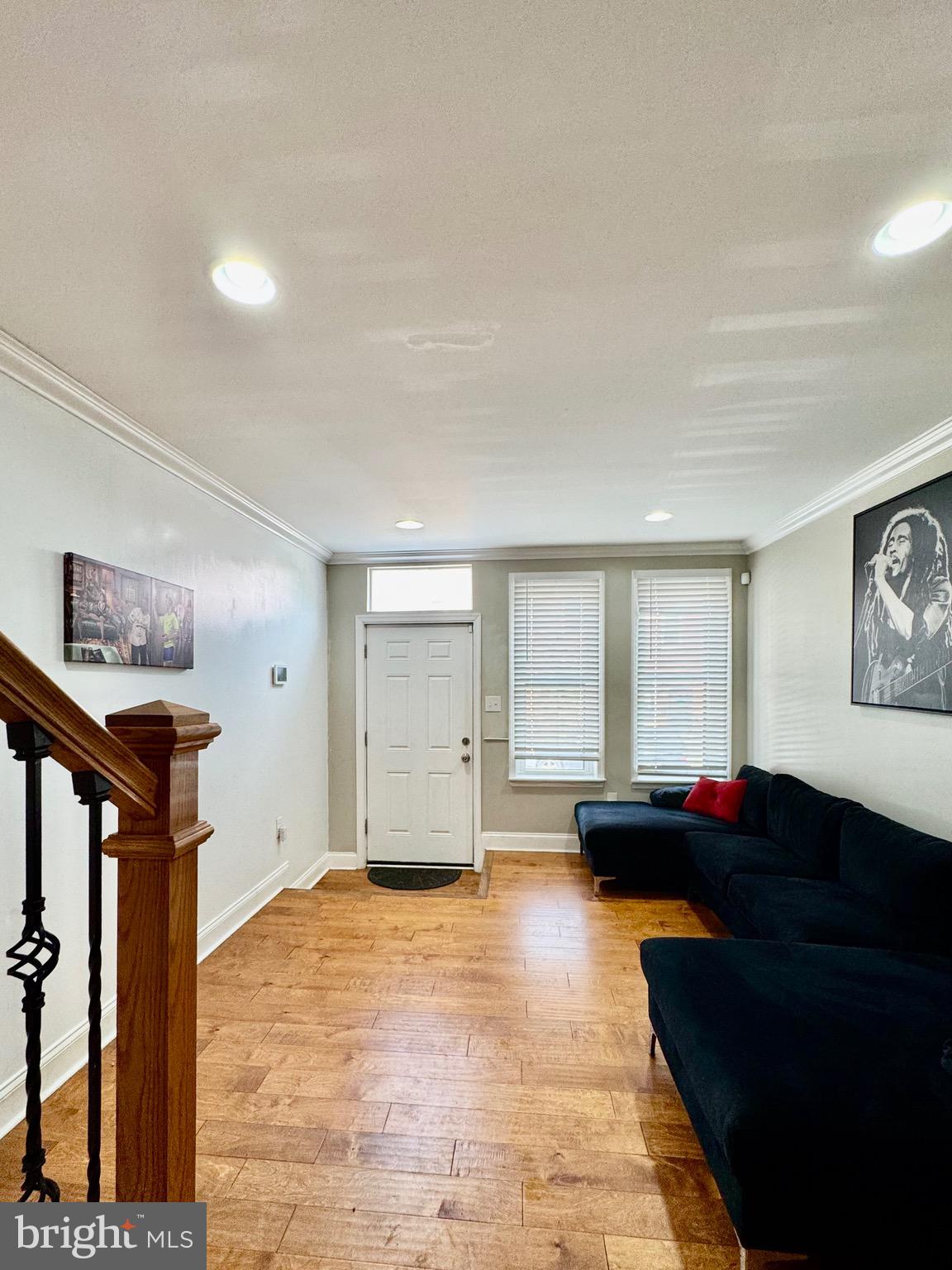 1019 W FAYETTE STREET