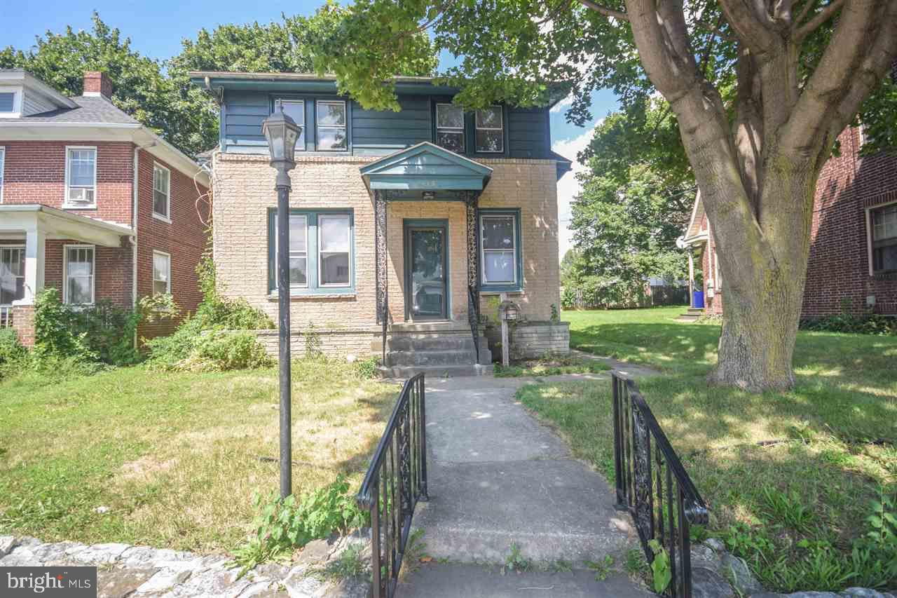 Updated interior, new carpet, paint and updated kitchen. 2-story Colonial in York Suburban School District, 3 bedrooms, 1 bath, a formal dining/office, living room and family room. Partially finished basement and fenced yard. Convenient to I-83 and ALL amenities. Don't miss out on this one, move right in!