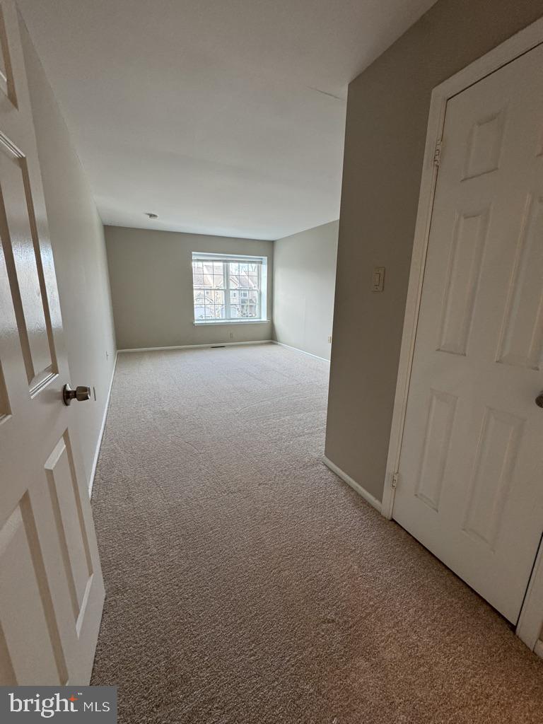 NEWTOWN GRANT - Residential Lease