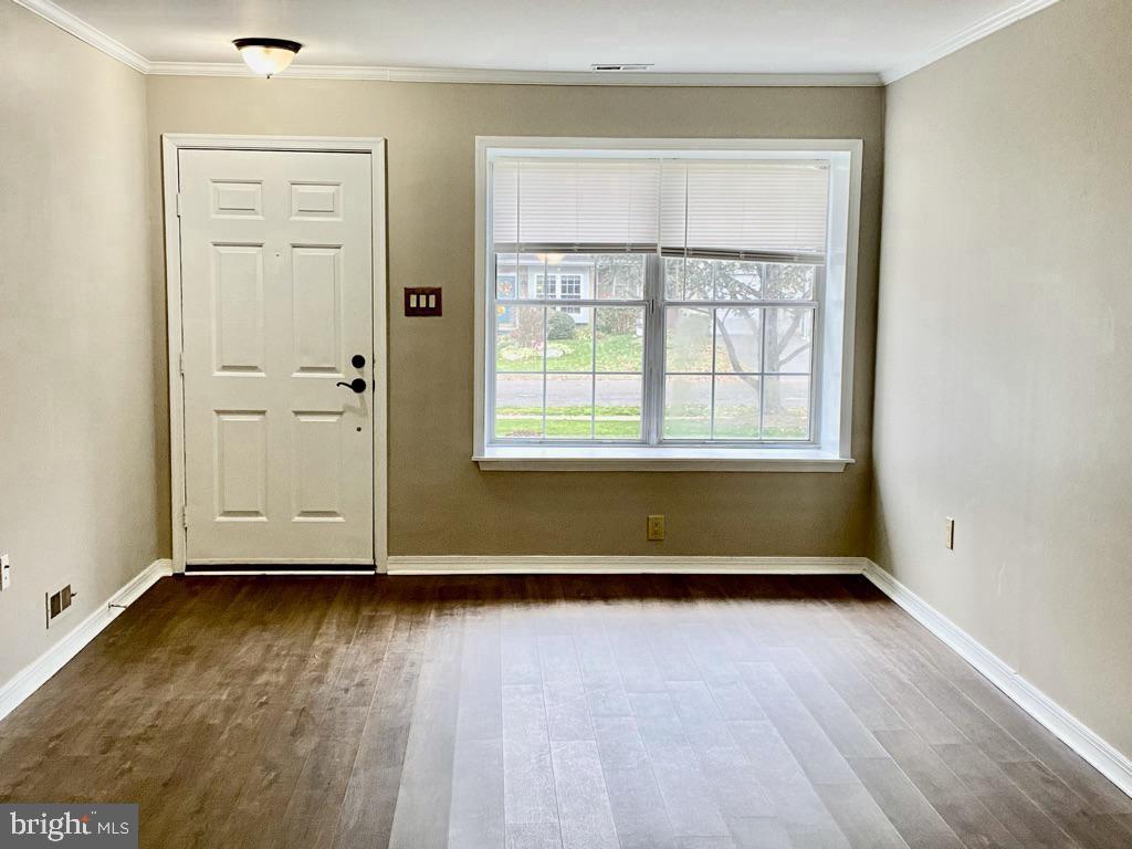 NEWTOWN GRANT - Residential Lease