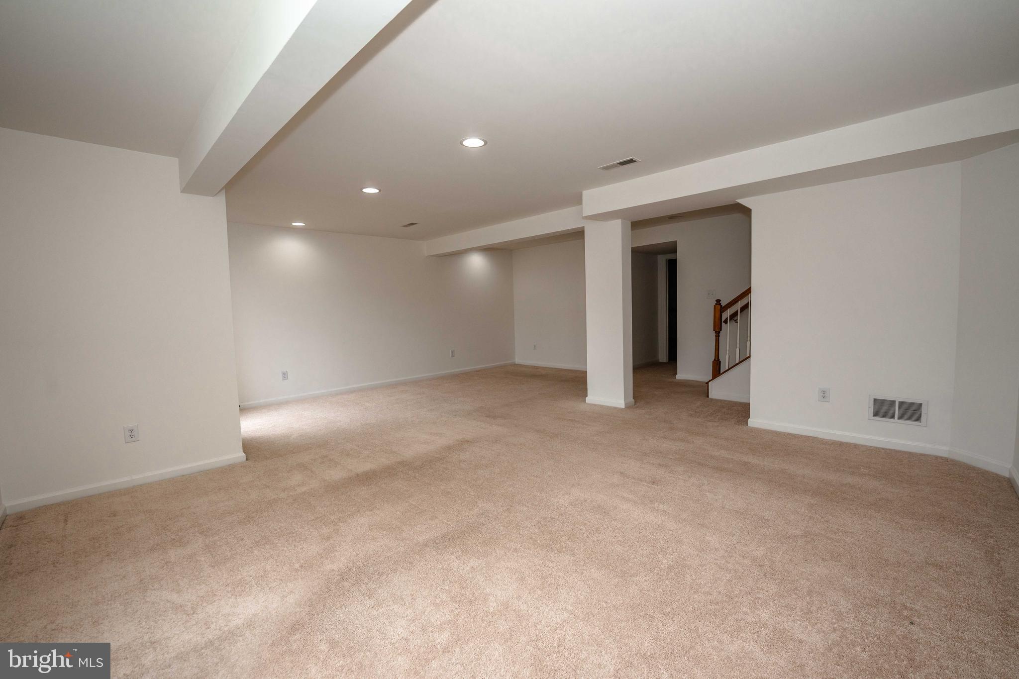 COVENTRY GLEN - Residential