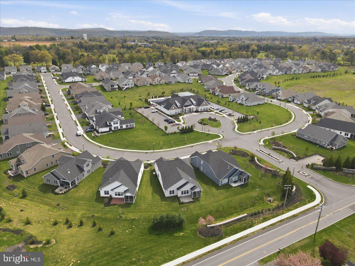 TRADITIONS OF AMERICA AT GREEN POND - Residential