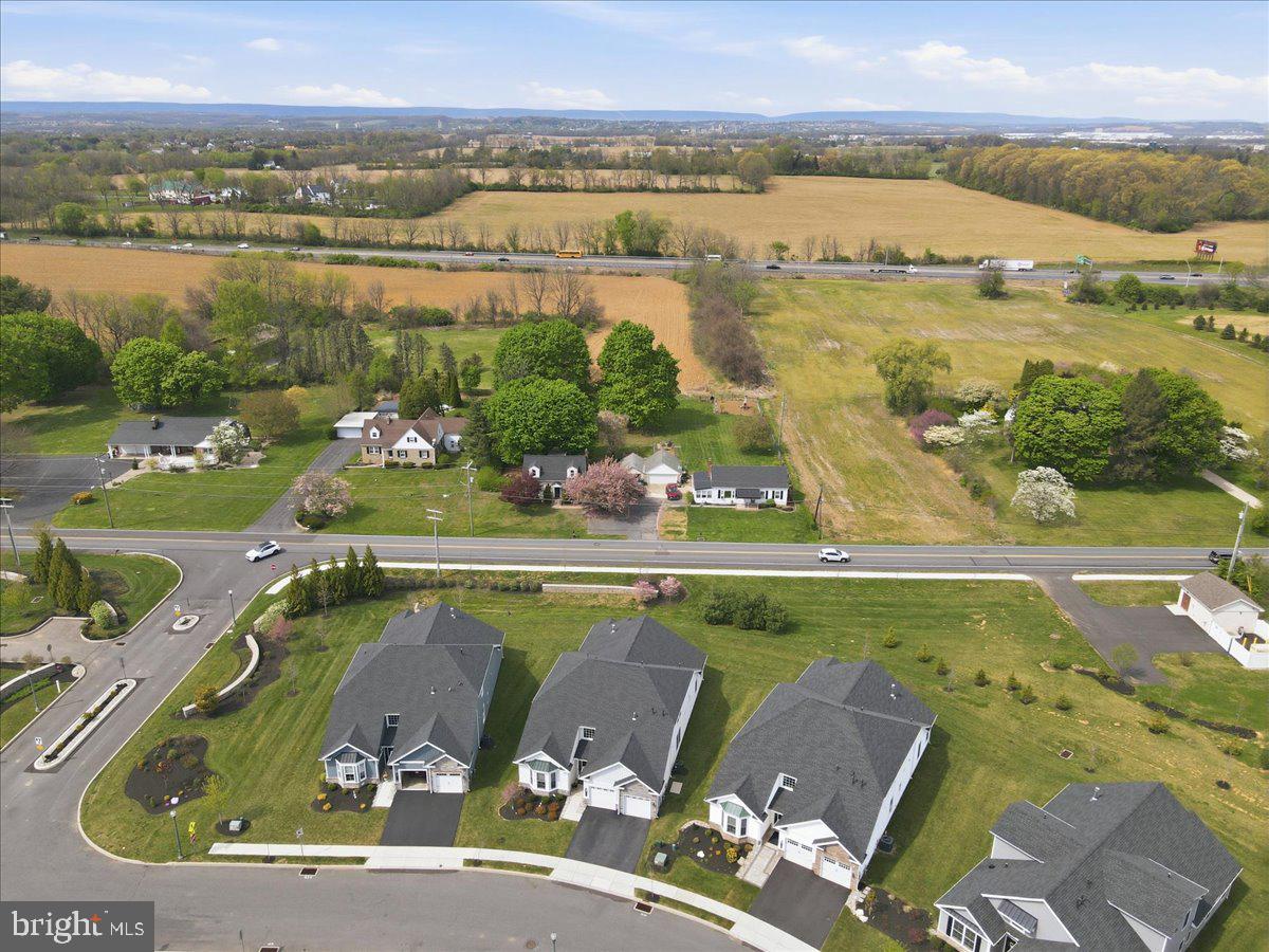 TRADITIONS OF AMERICA AT GREEN POND - Residential