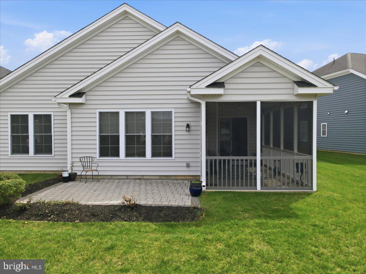 TRADITIONS OF AMERICA AT GREEN POND - Residential
