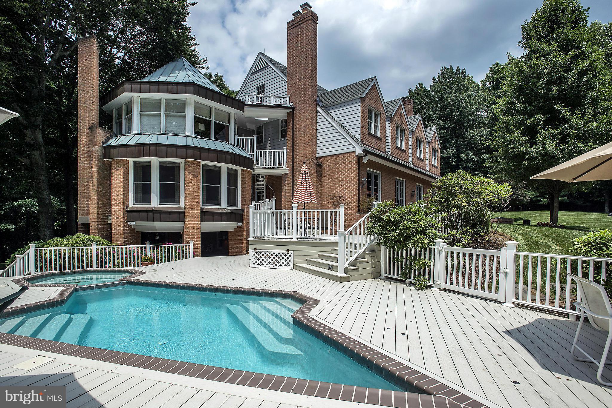 MAZZA WOODS - Residential