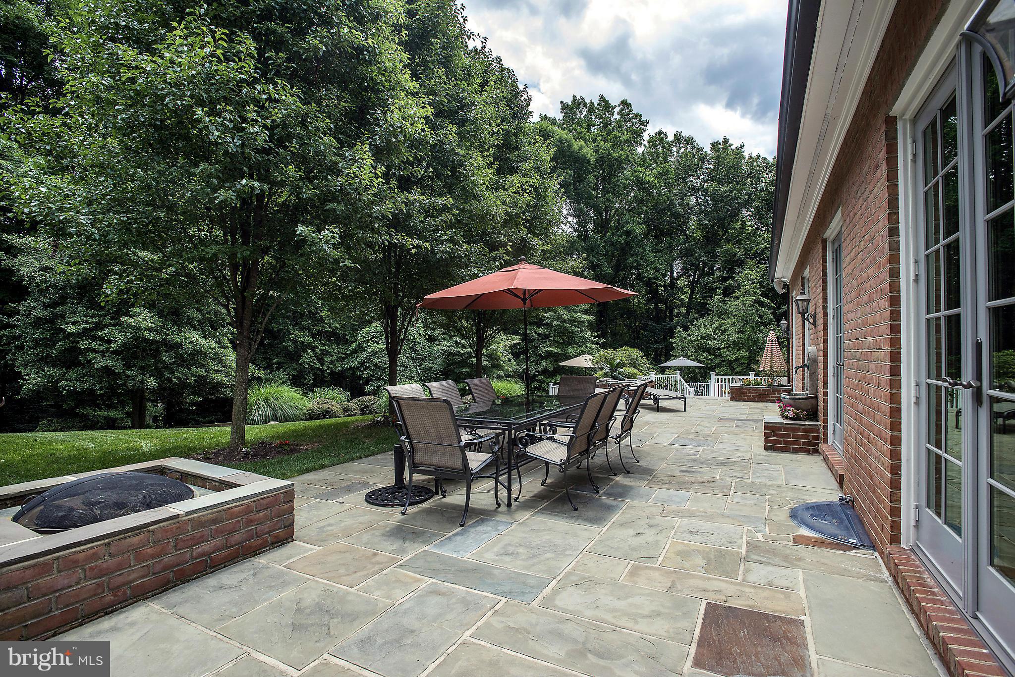 MAZZA WOODS - Residential