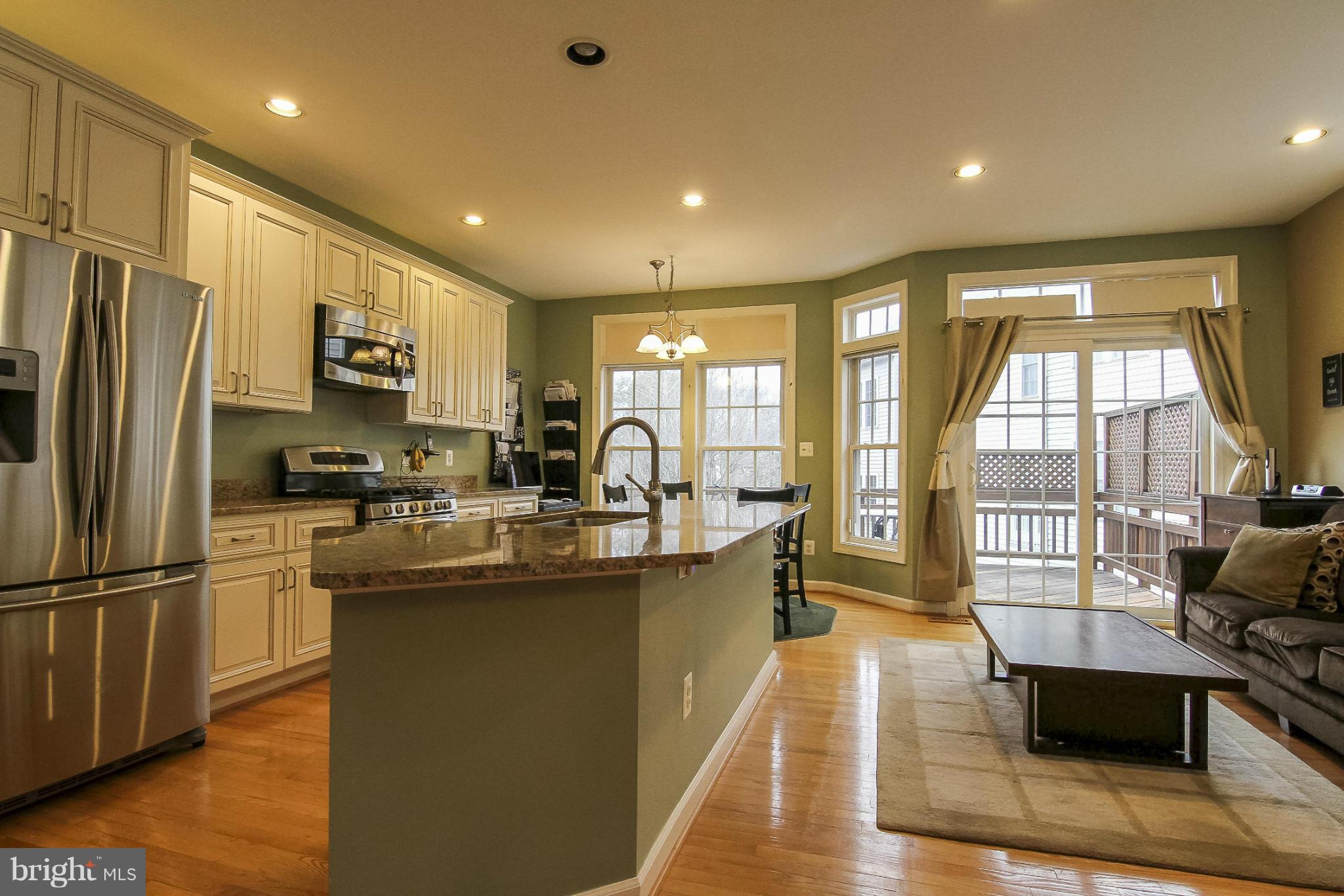 JAPONICA - Residential