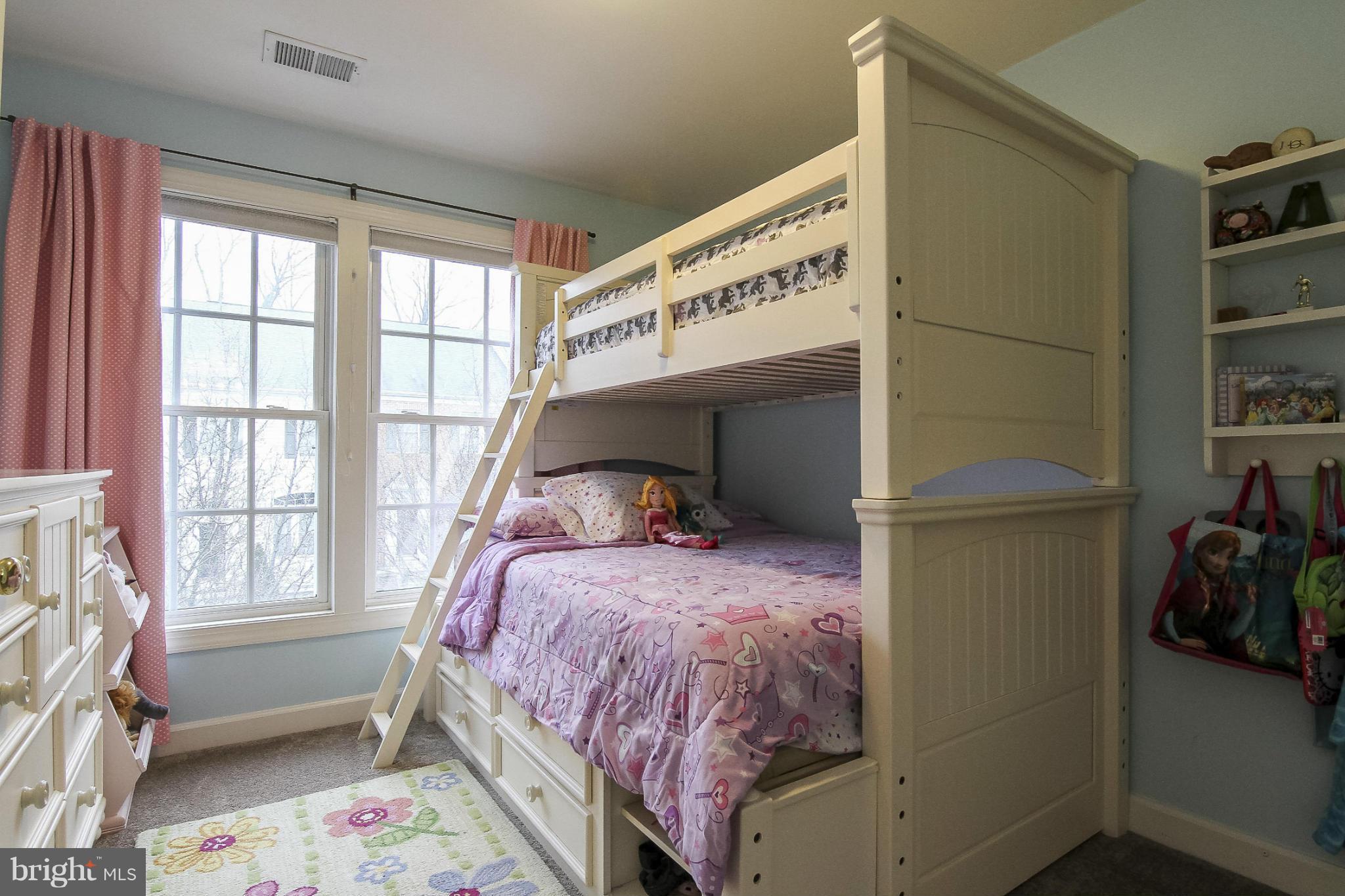 JAPONICA - Residential