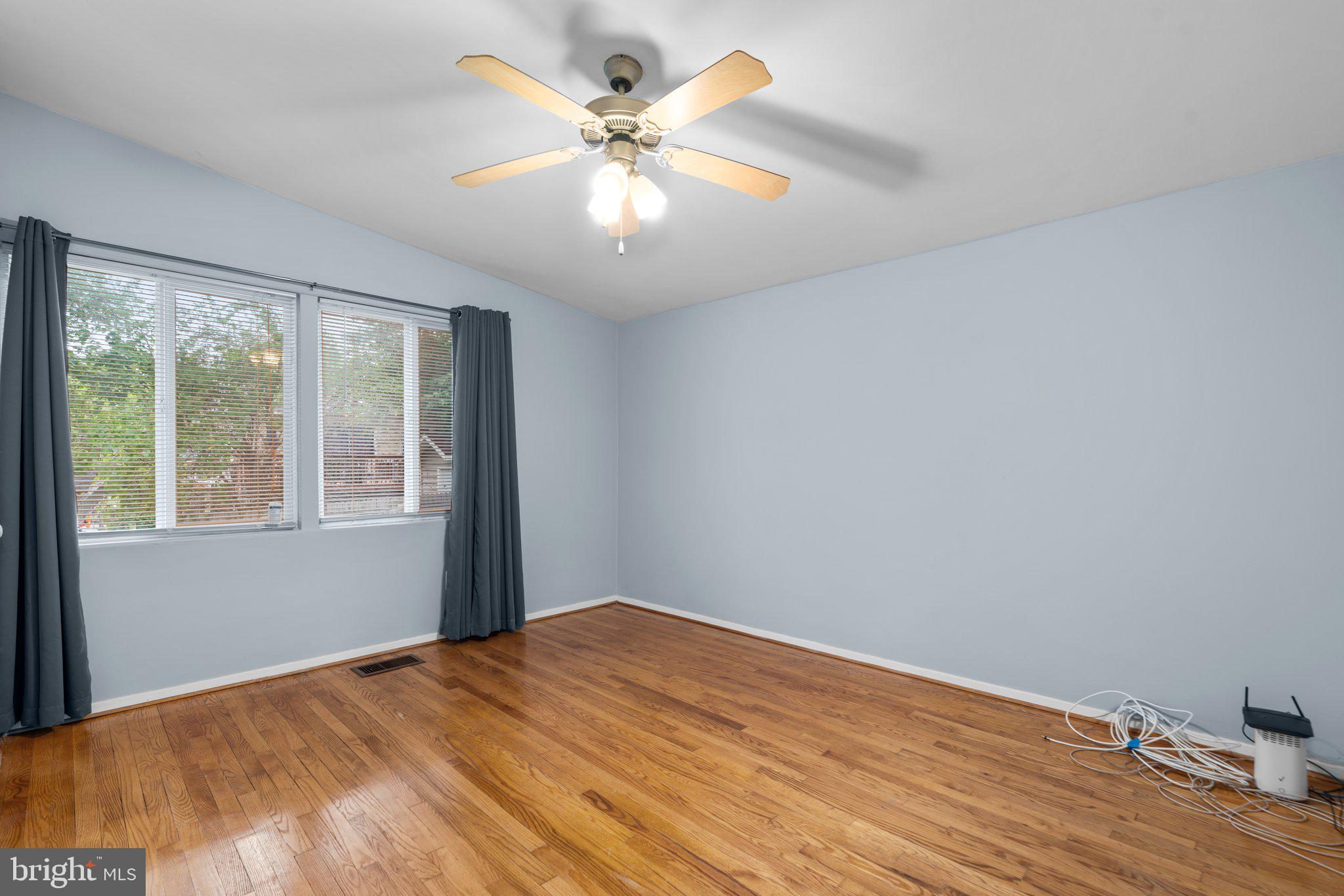 NEW HAMPSHIRE ESTATES - Residential