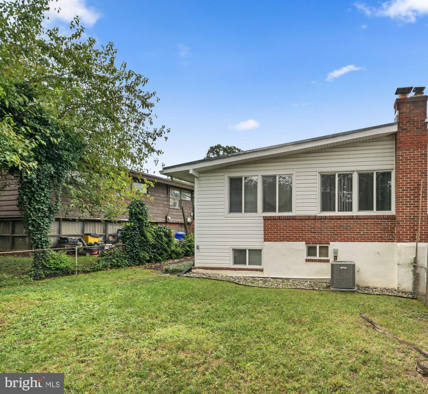 NEW HAMPSHIRE ESTATES - Residential