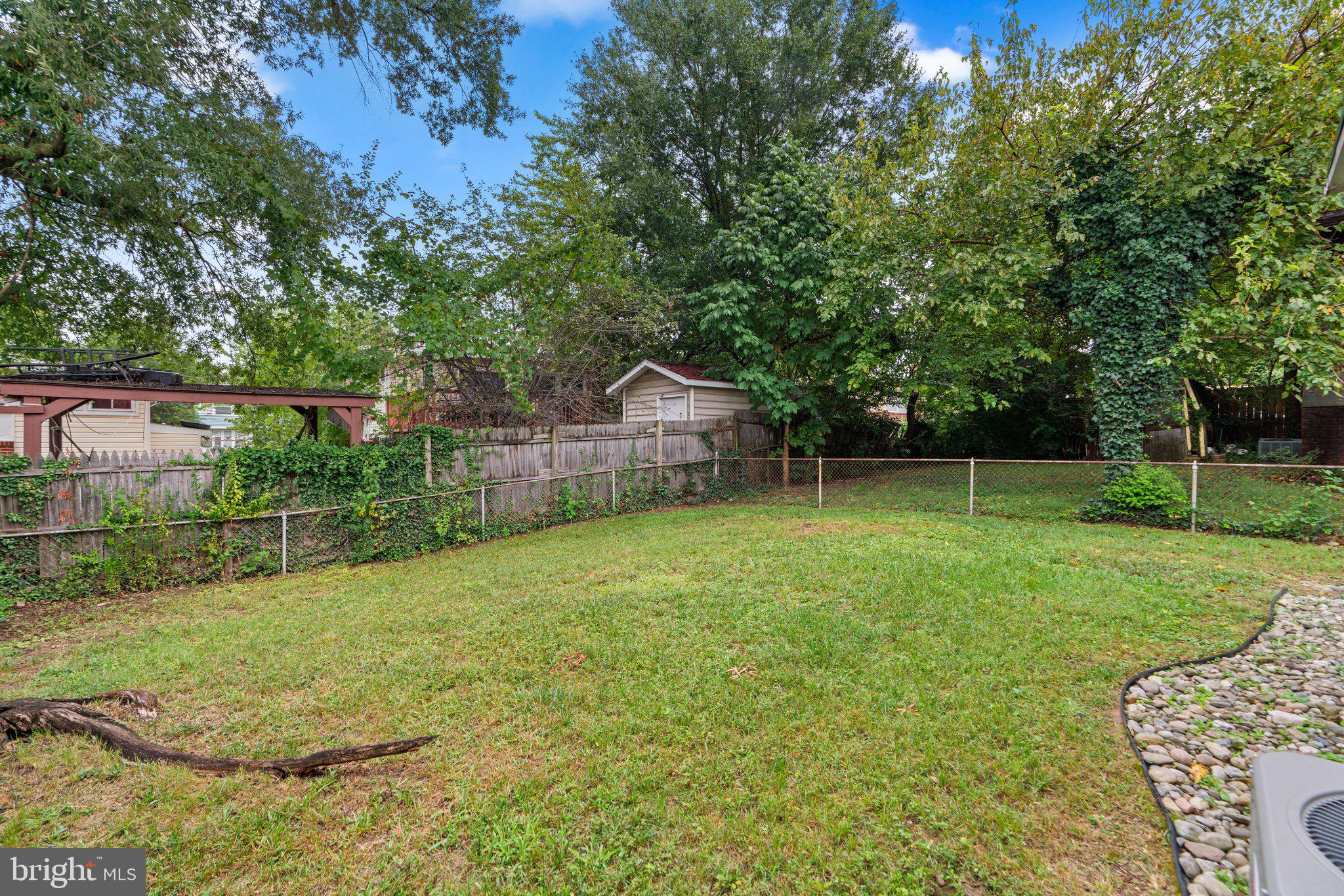 NEW HAMPSHIRE ESTATES - Residential