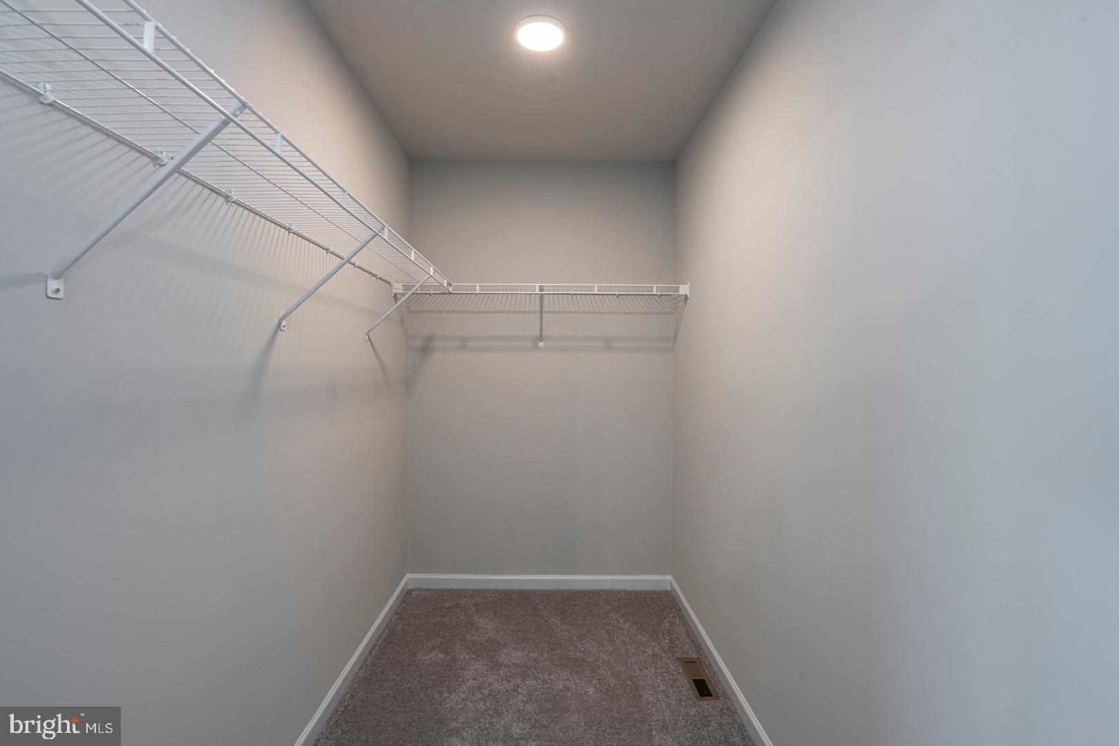 HAWKSTONE VILLAGE - Residential