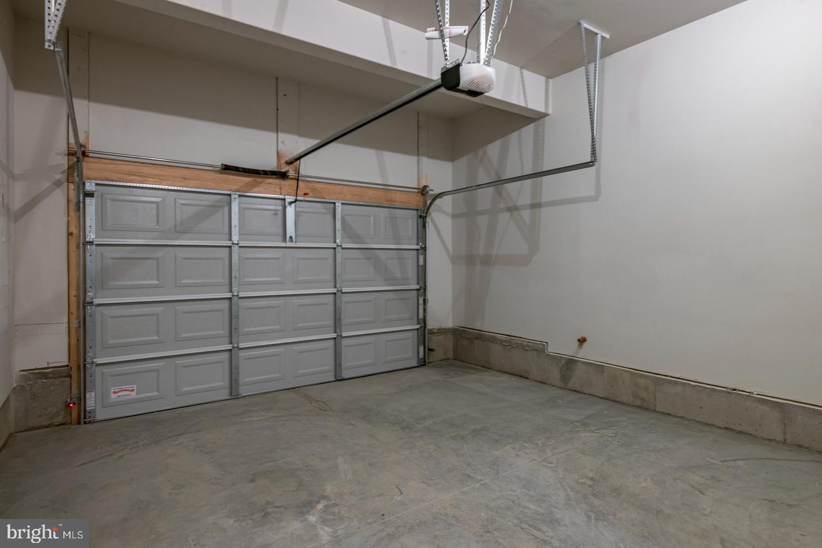 HAWKSTONE VILLAGE - Residential