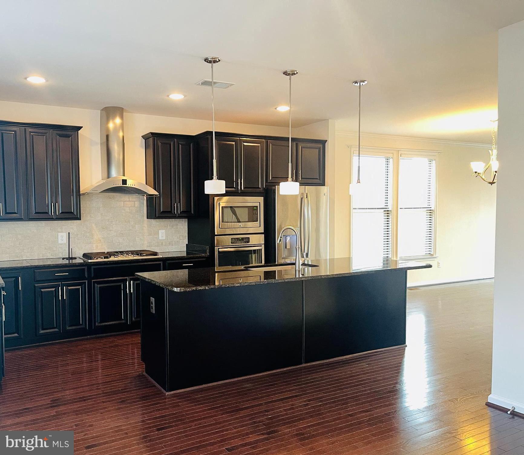 GLASCOCK FIELD AT STONE RIDGE - Residential Lease