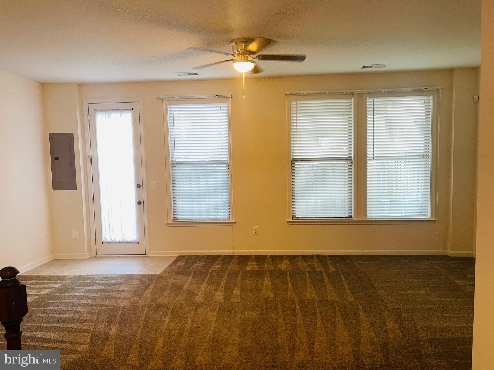 GLASCOCK FIELD AT STONE RIDGE - Residential Lease