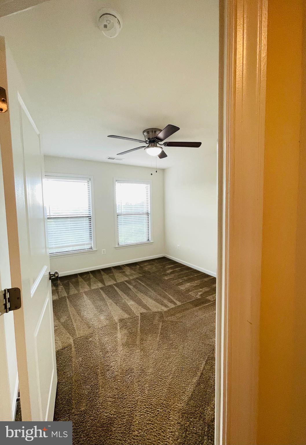 GLASCOCK FIELD AT STONE RIDGE - Residential Lease