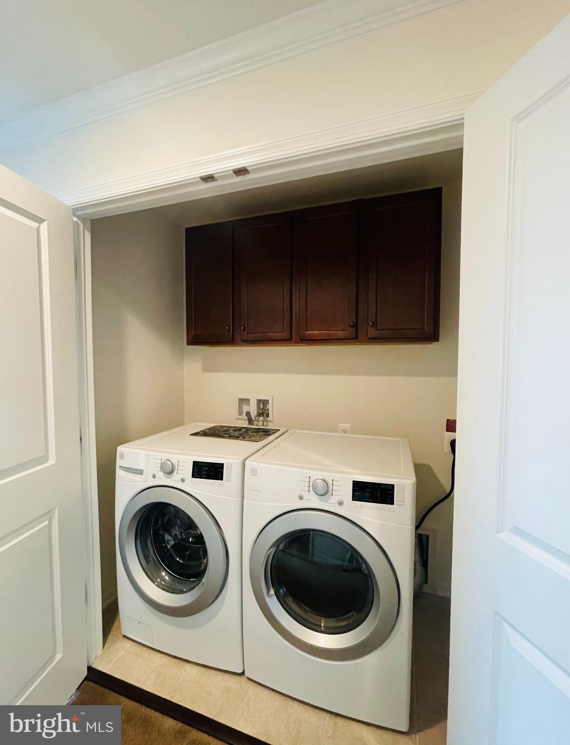 GLASCOCK FIELD AT STONE RIDGE - Residential Lease