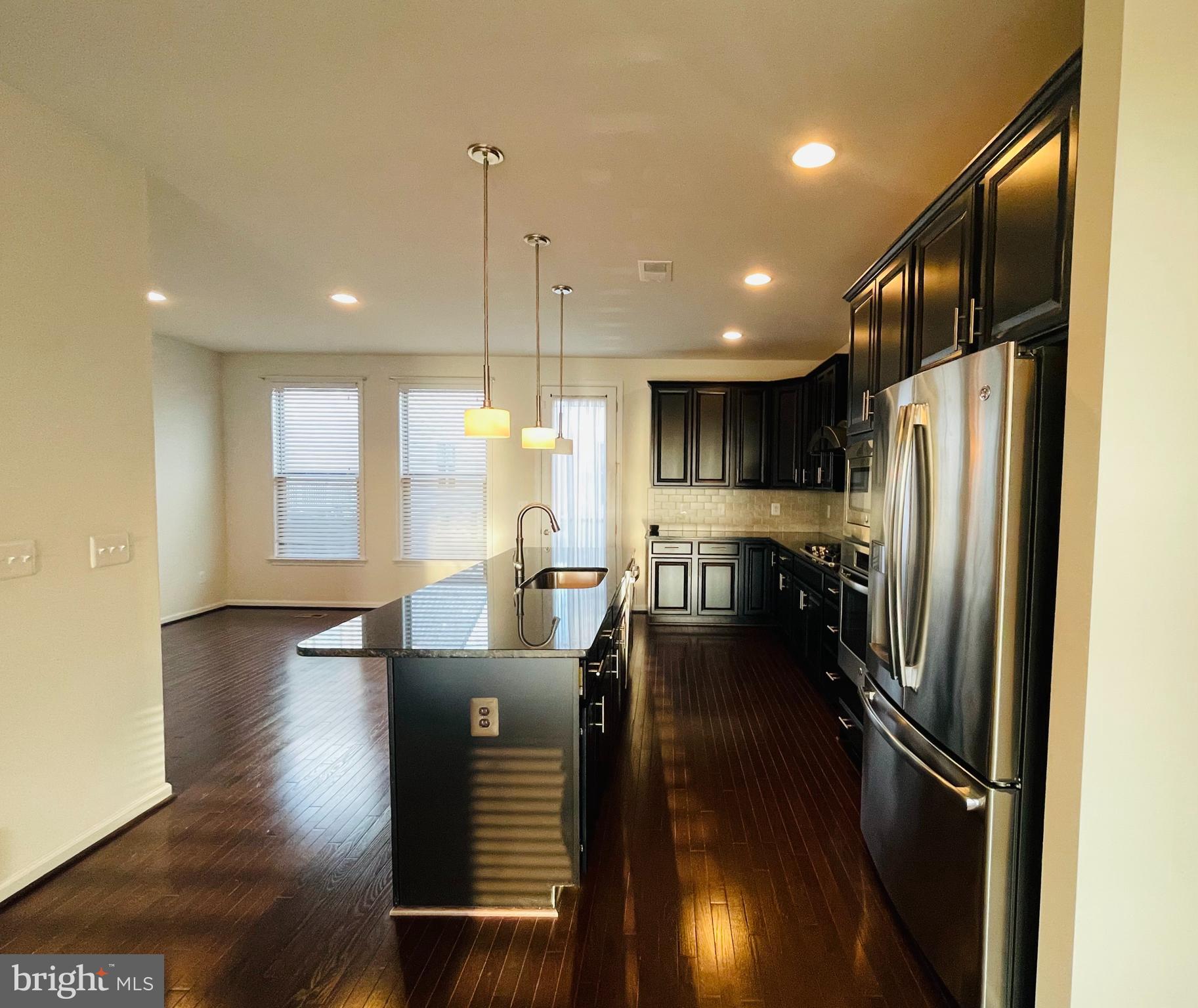 GLASCOCK FIELD AT STONE RIDGE - Residential Lease