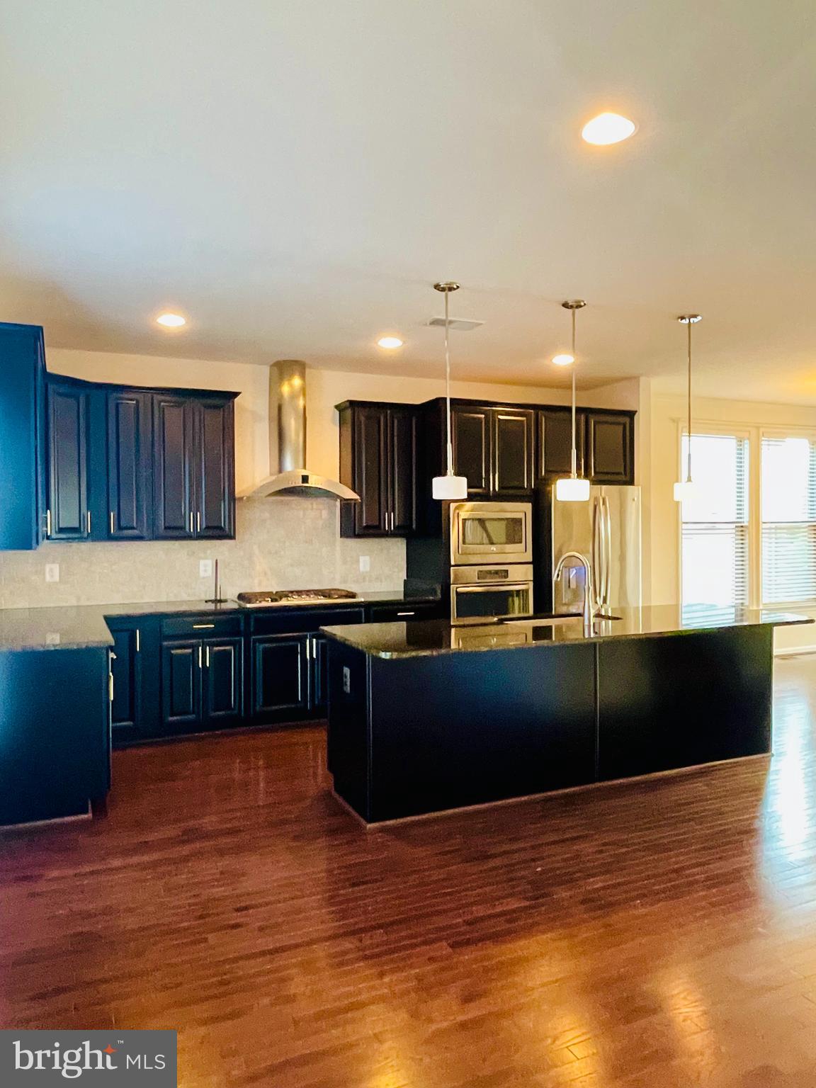 GLASCOCK FIELD AT STONE RIDGE - Residential Lease