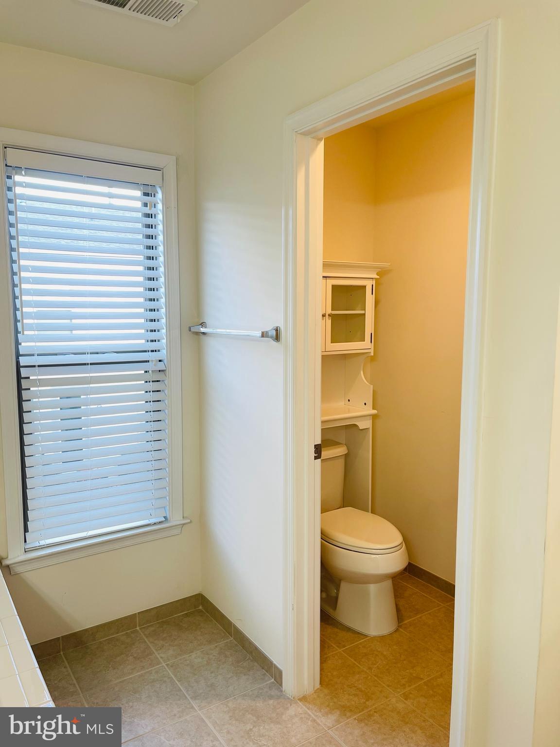 GLASCOCK FIELD AT STONE RIDGE - Residential Lease