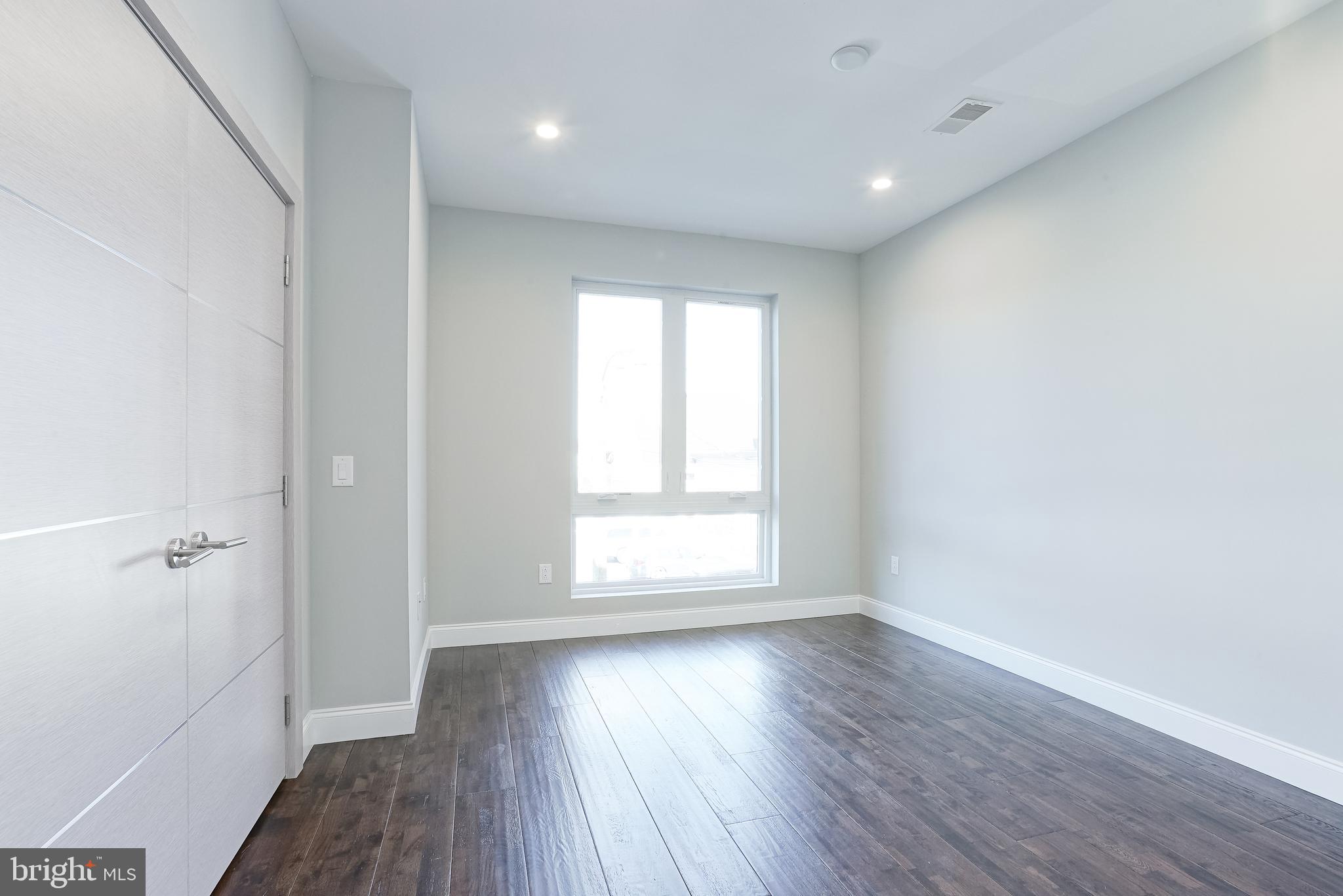 FRANCISVILLE - Residential