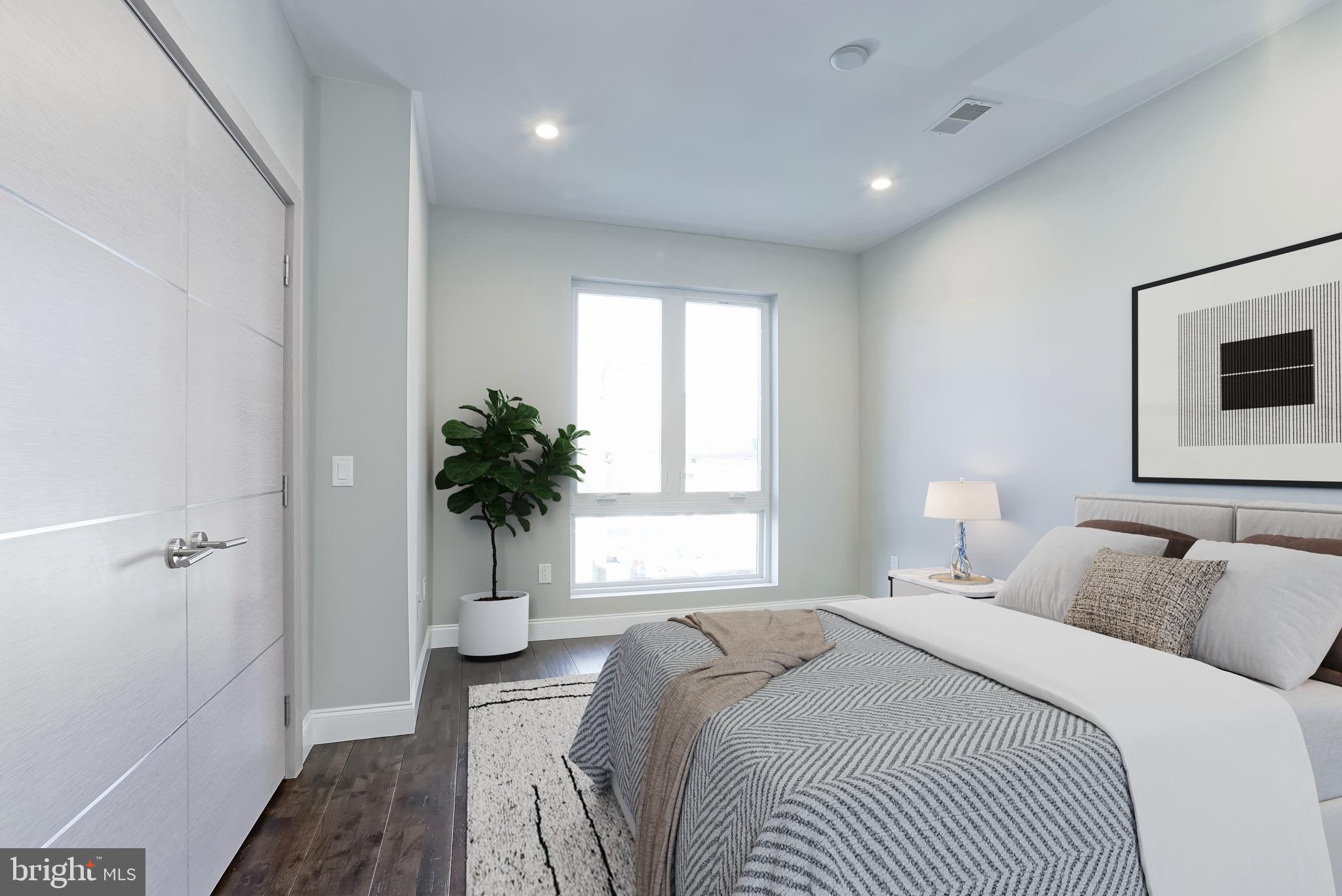 FRANCISVILLE - Residential