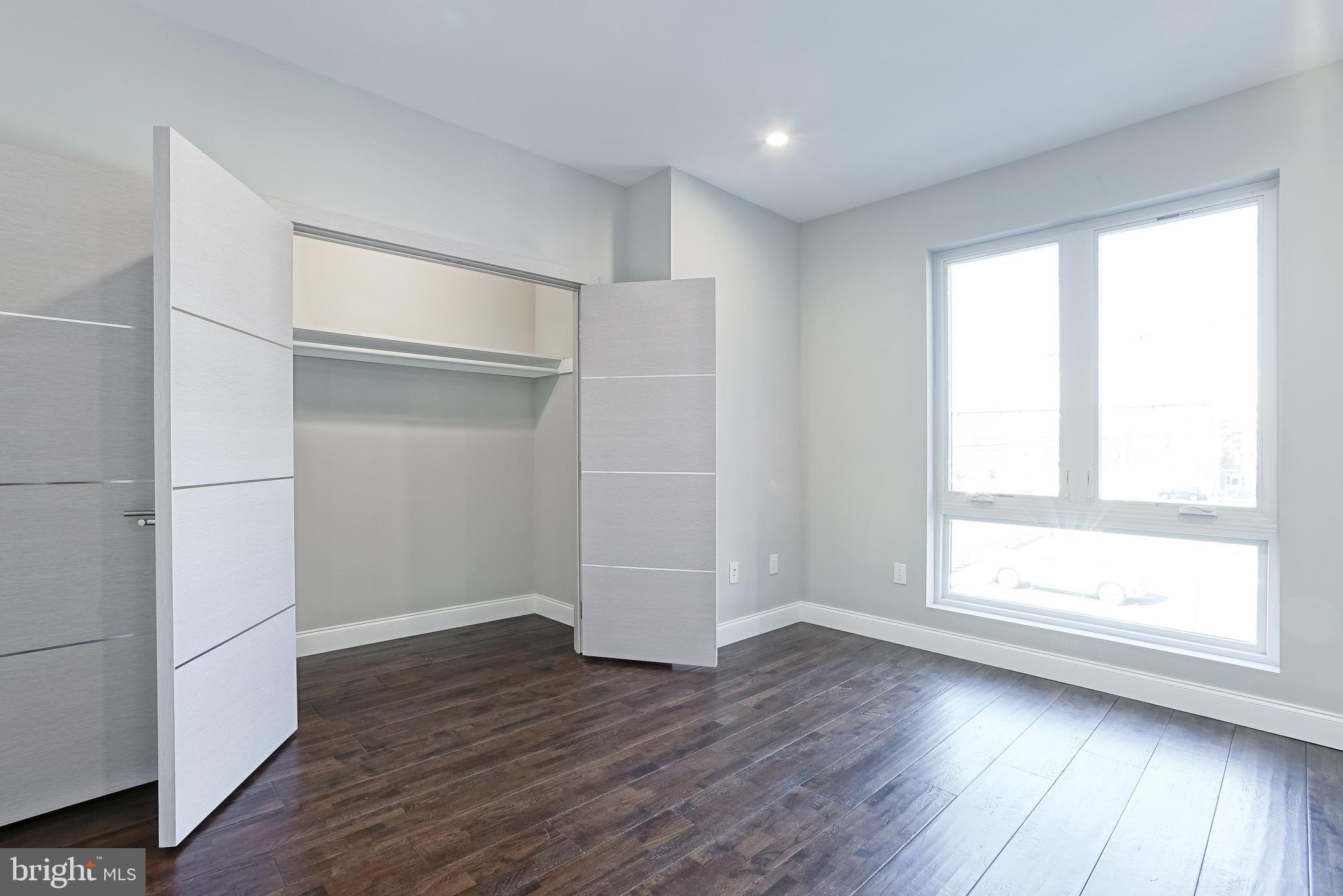 FRANCISVILLE - Residential