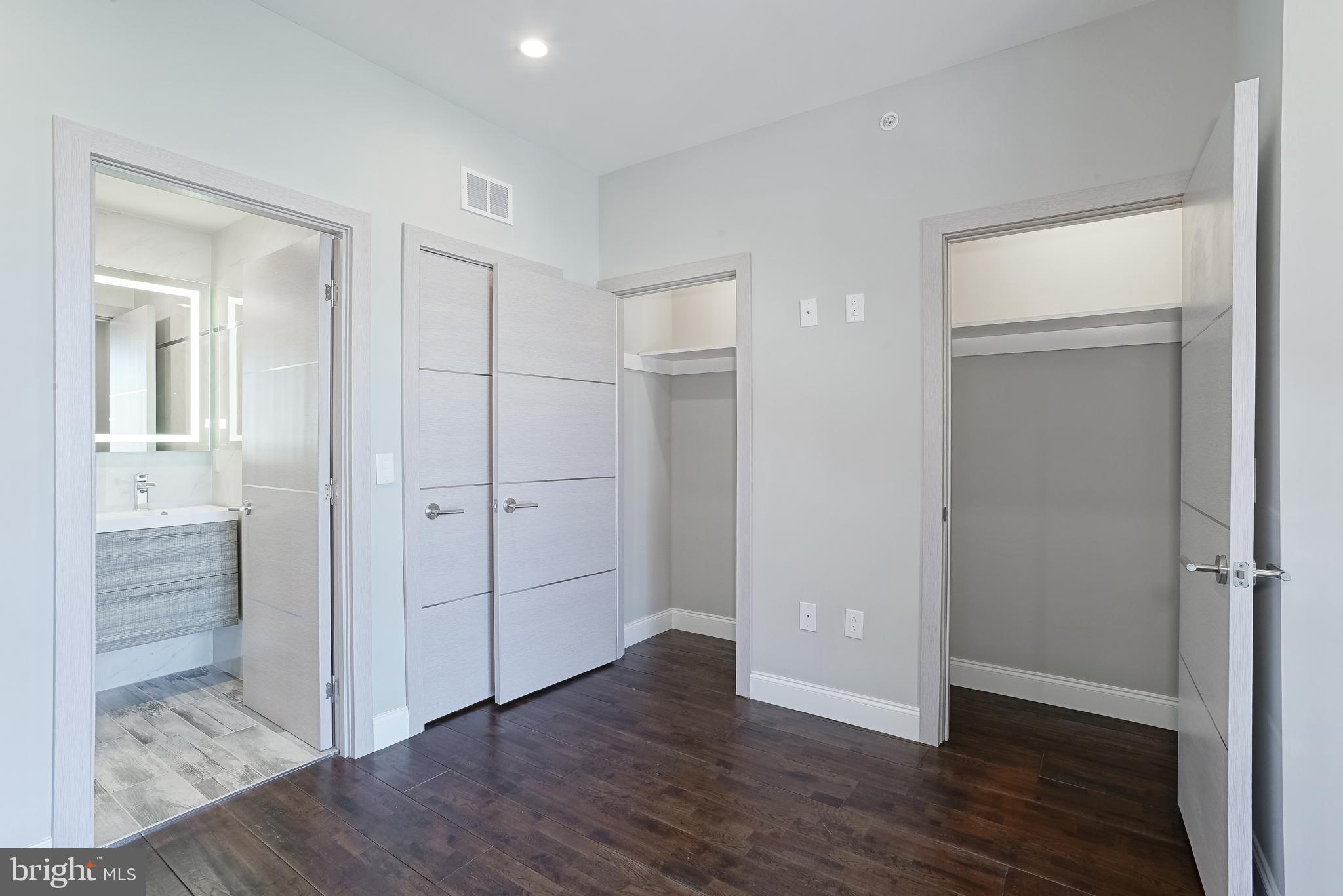 FRANCISVILLE - Residential