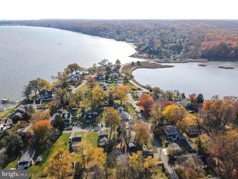 525 JAMES AVENUE TRACYS LANDING MD 20779