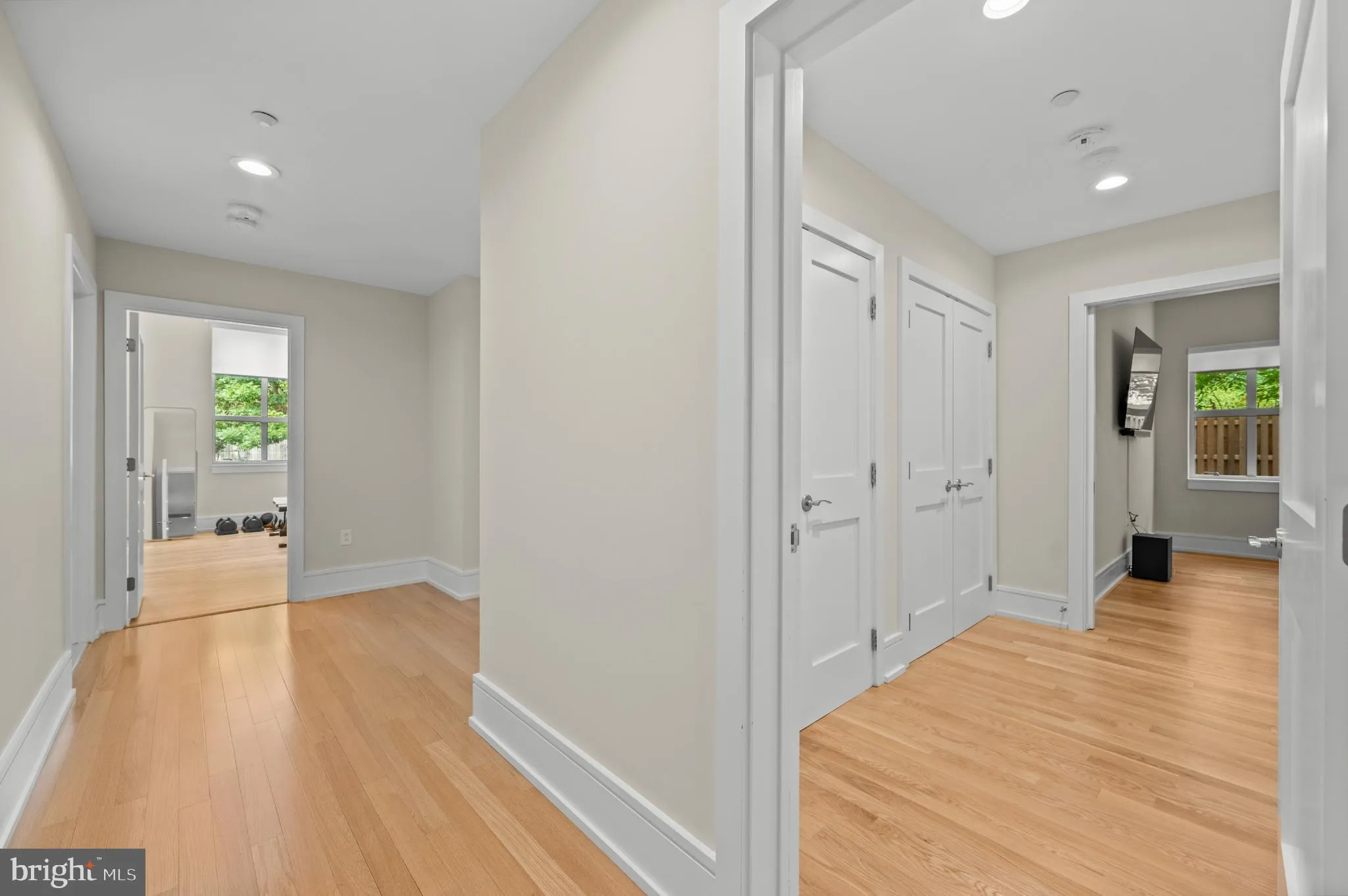 Wayne, Pennsylvania 19087, United States, 2 Bedrooms Bedrooms, ,2 BathroomsBathrooms,Residential,Active,215945