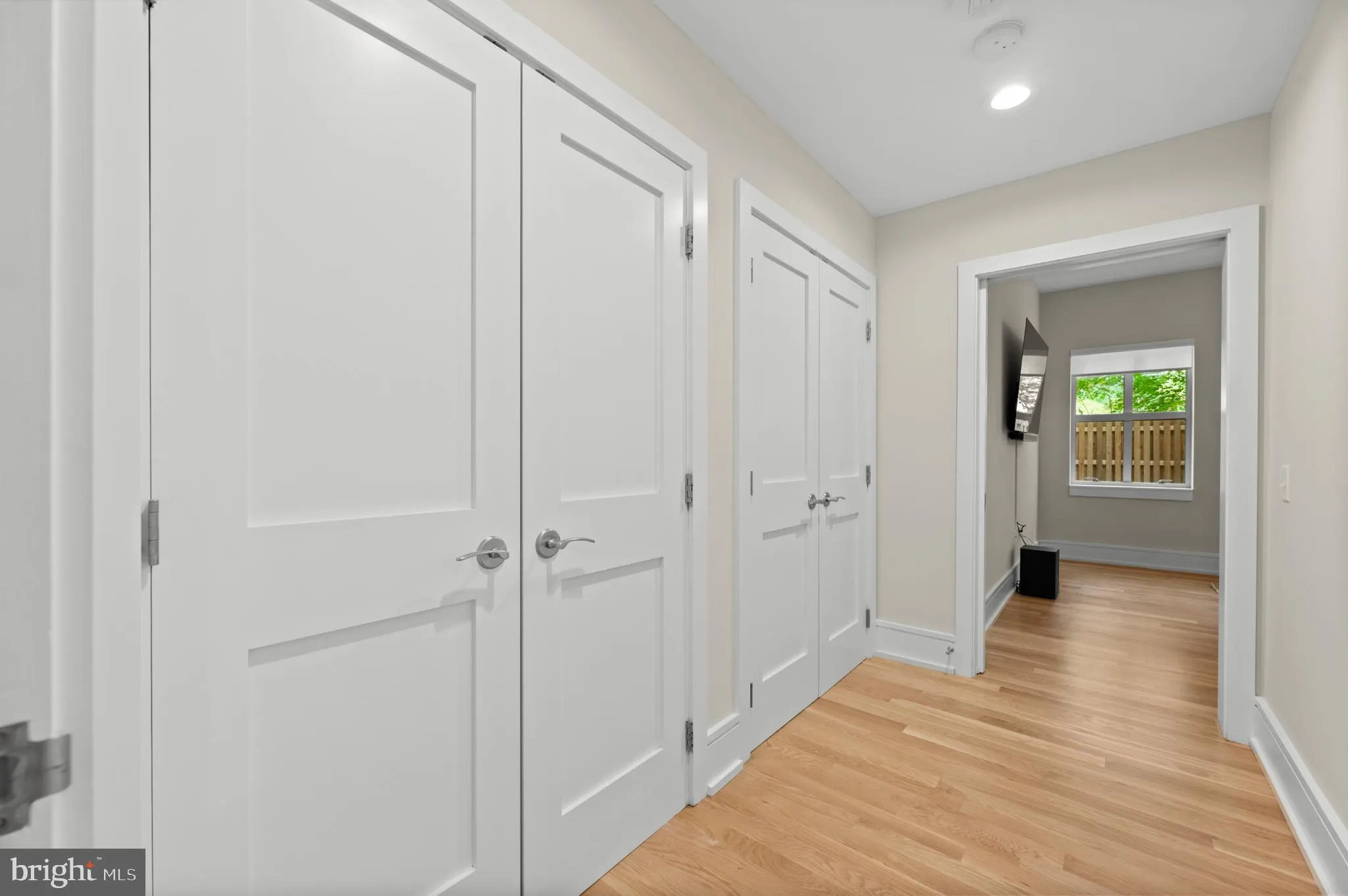 Wayne, Pennsylvania 19087, United States, 2 Bedrooms Bedrooms, ,2 BathroomsBathrooms,Residential,Active,215945