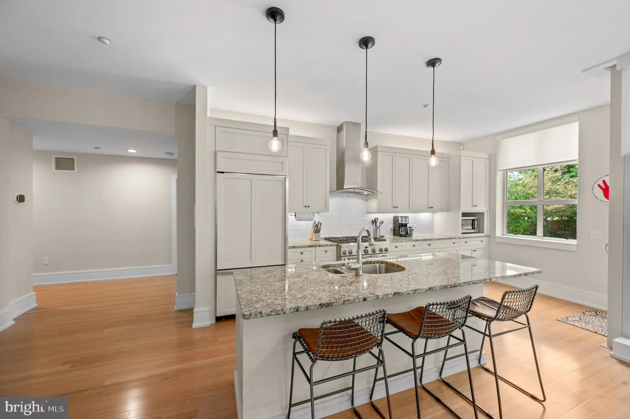 Wayne, Pennsylvania 19087, United States, 2 Bedrooms Bedrooms, ,2 BathroomsBathrooms,Residential,Active,215945