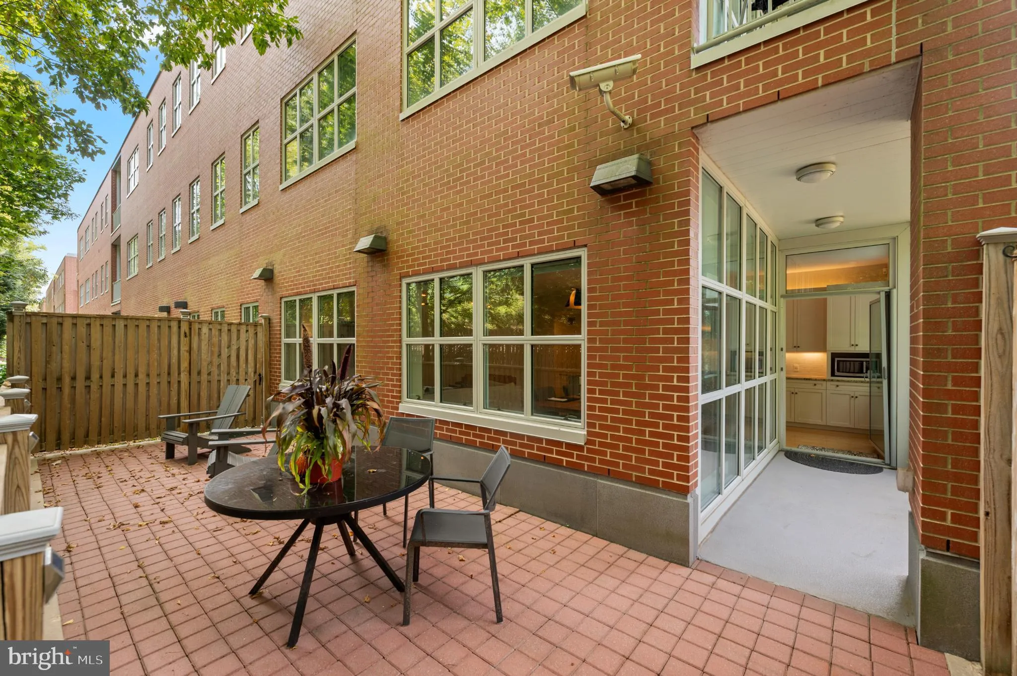 Wayne, Pennsylvania 19087, United States, 2 Bedrooms Bedrooms, ,2 BathroomsBathrooms,Residential,Active,215945