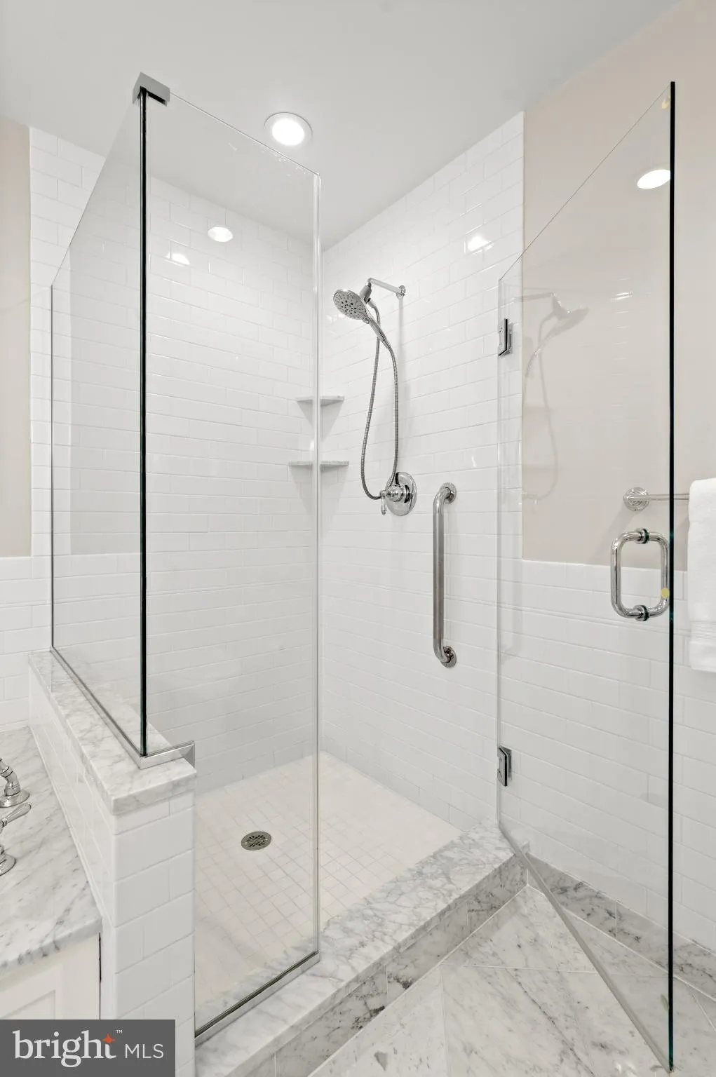 Wayne, Pennsylvania 19087, United States, 2 Bedrooms Bedrooms, ,2 BathroomsBathrooms,Residential,Active,215945