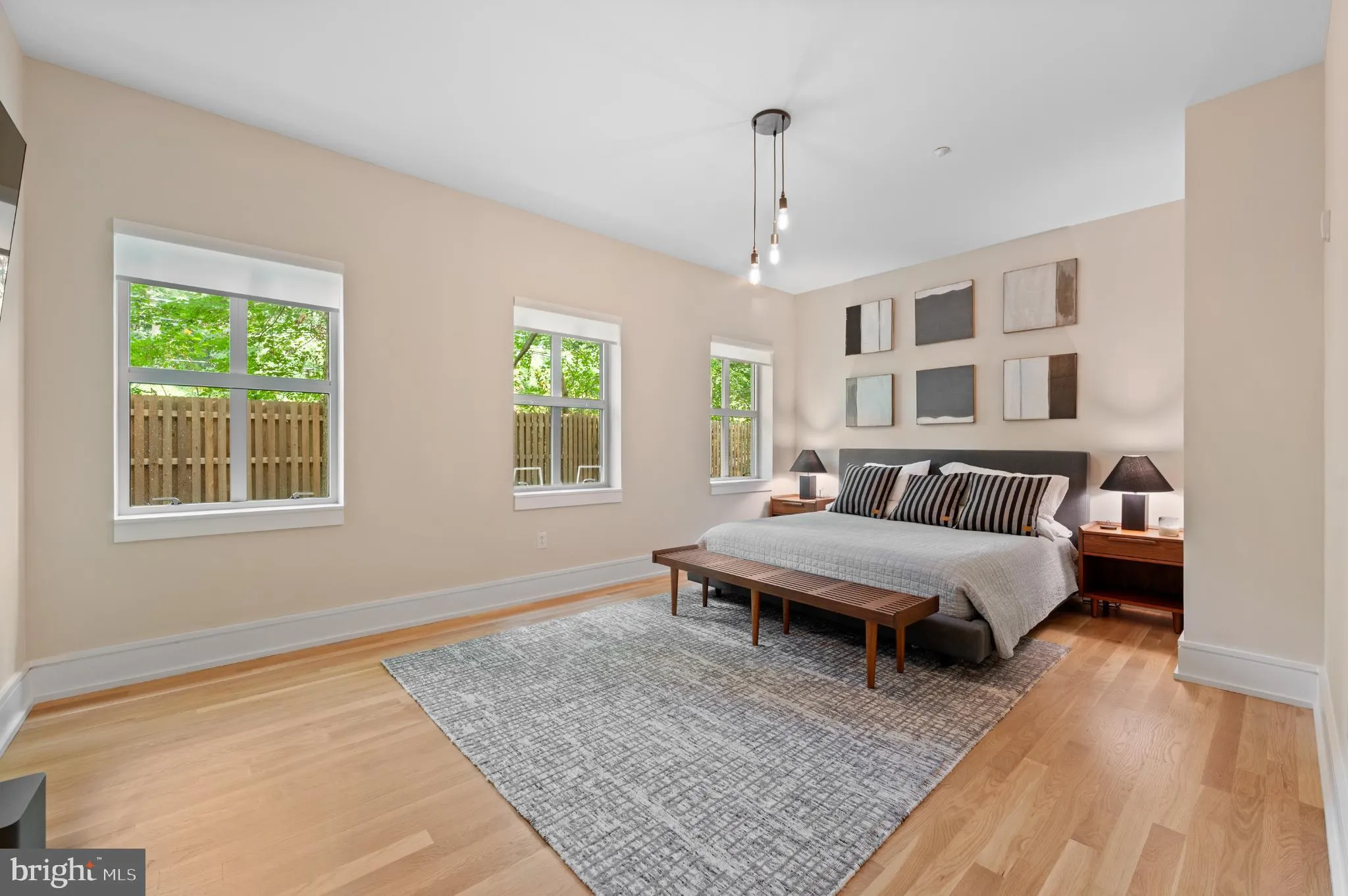 Wayne, Pennsylvania 19087, United States, 2 Bedrooms Bedrooms, ,2 BathroomsBathrooms,Residential,Active,215945