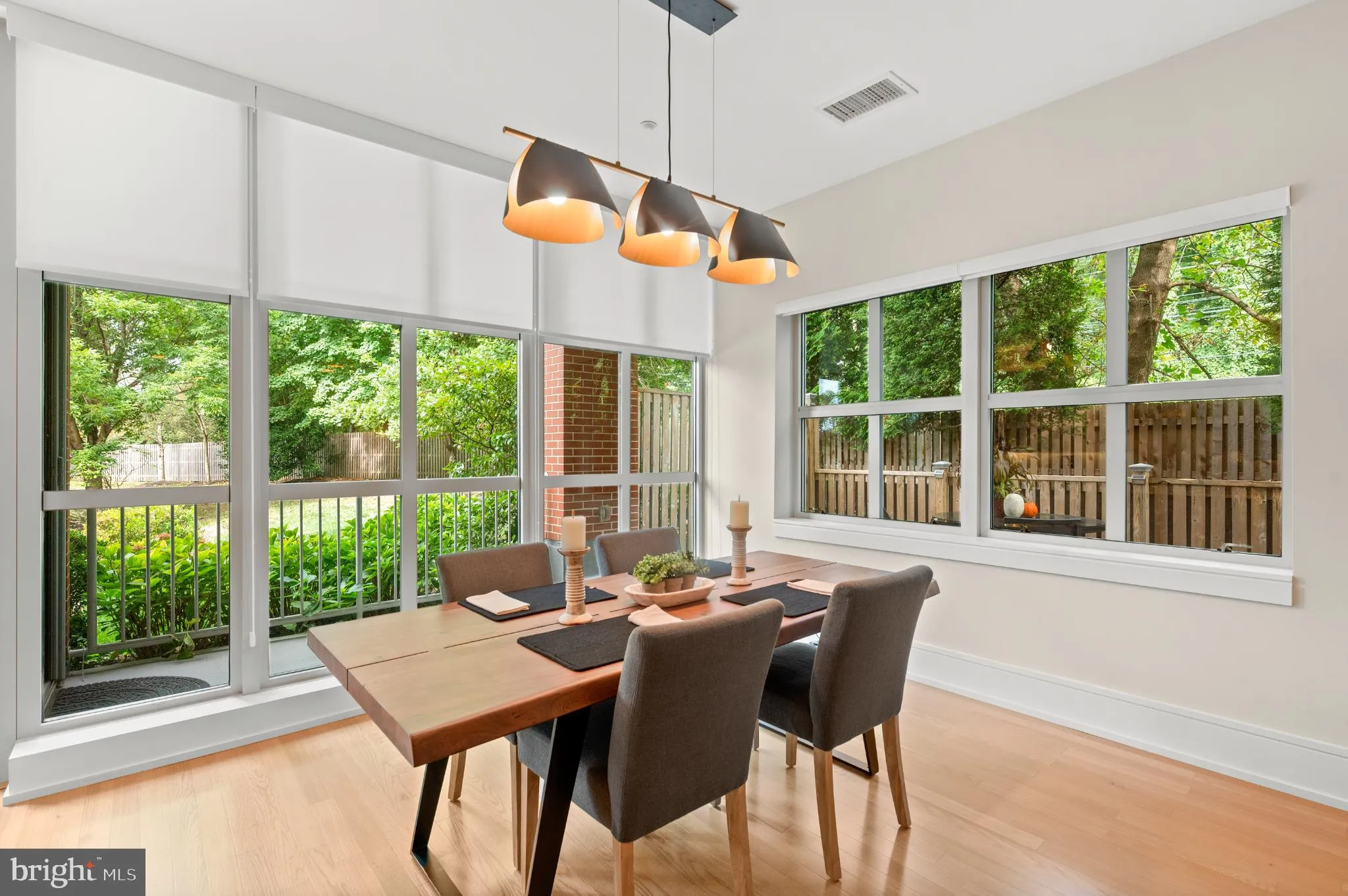 Wayne, Pennsylvania 19087, United States, 2 Bedrooms Bedrooms, ,2 BathroomsBathrooms,Residential,Active,215945