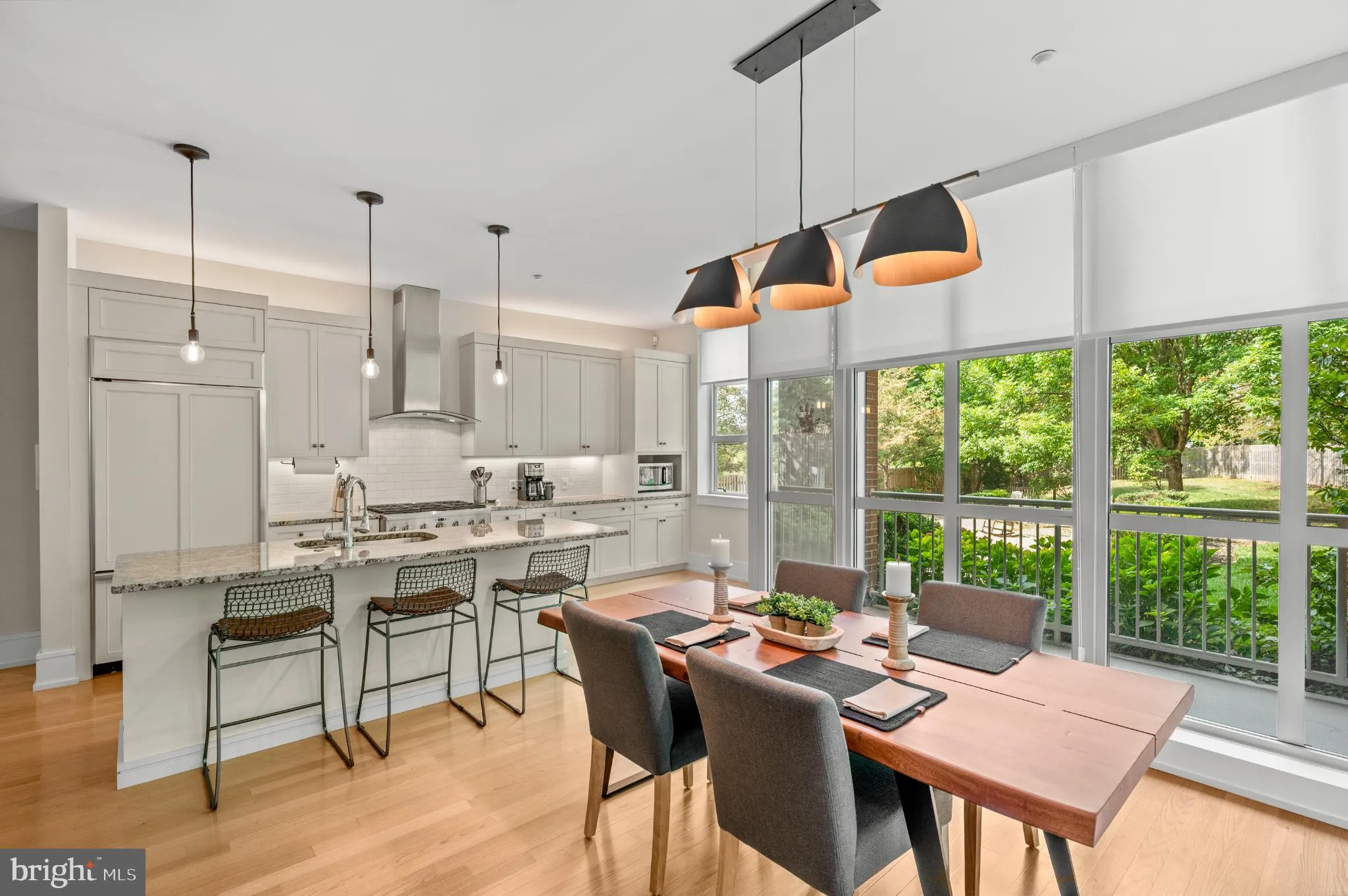 Wayne, Pennsylvania 19087, United States, 2 Bedrooms Bedrooms, ,2 BathroomsBathrooms,Residential,Active,215945