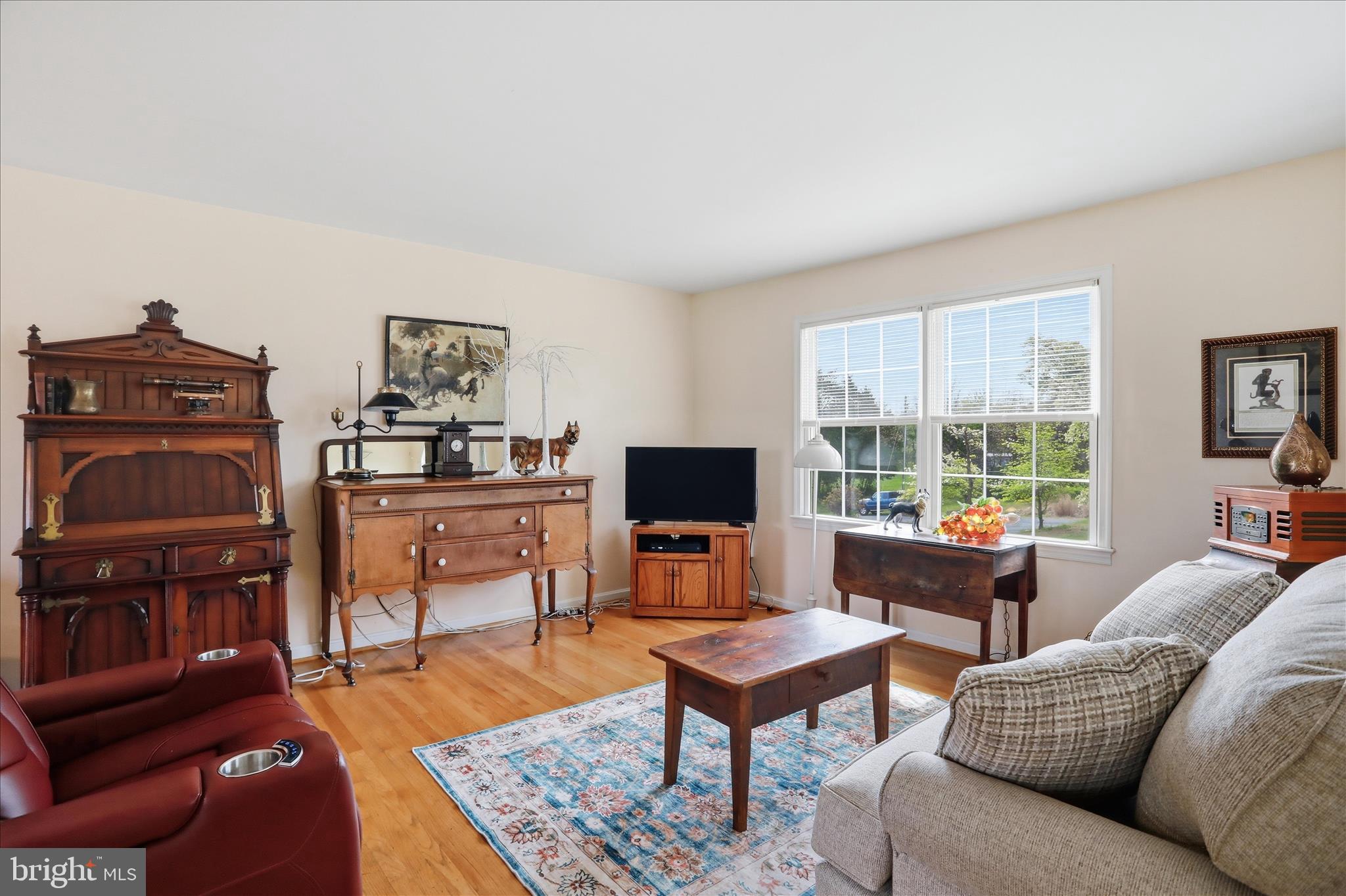 ROUTS HILL - Residential