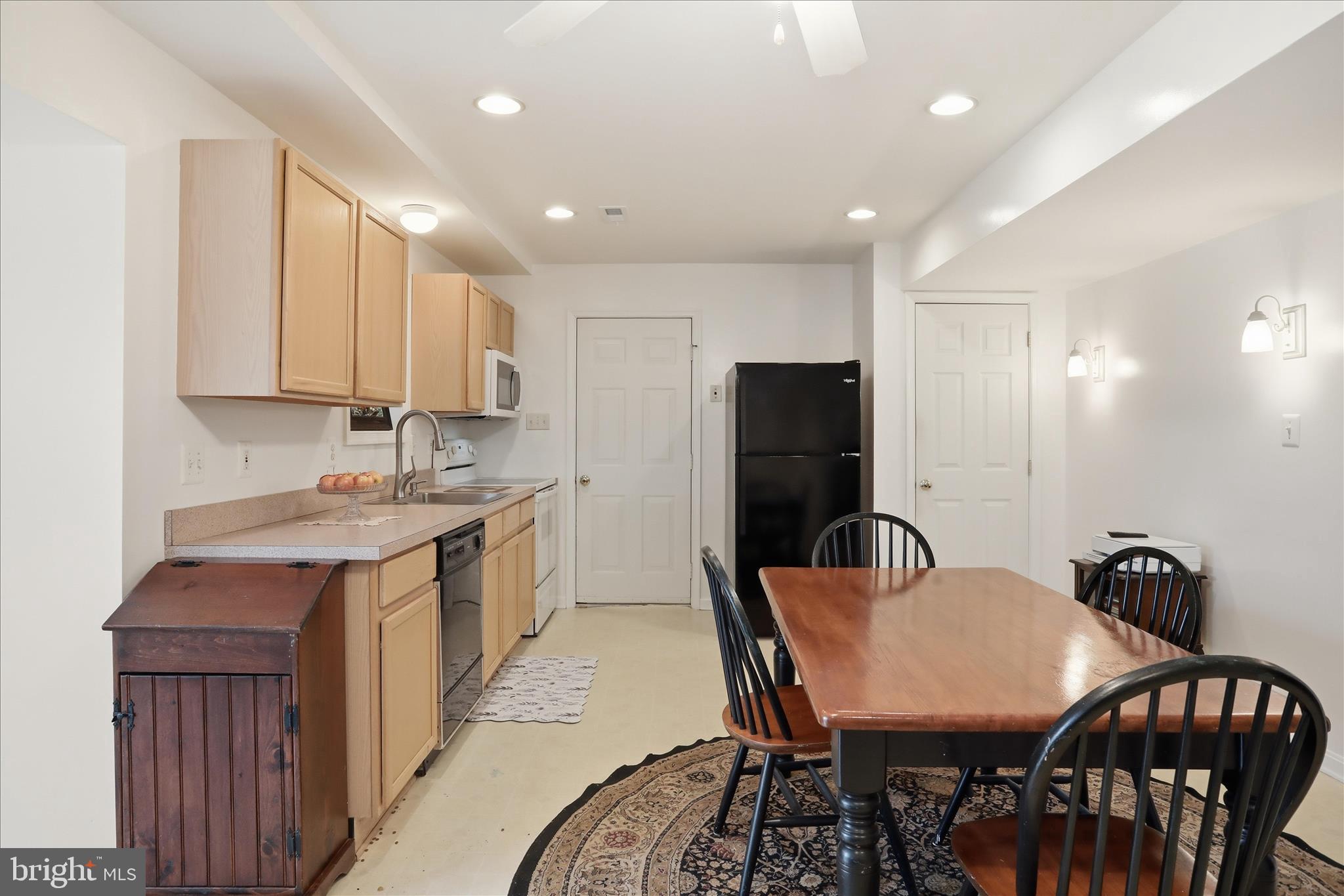 ROUTS HILL - Residential