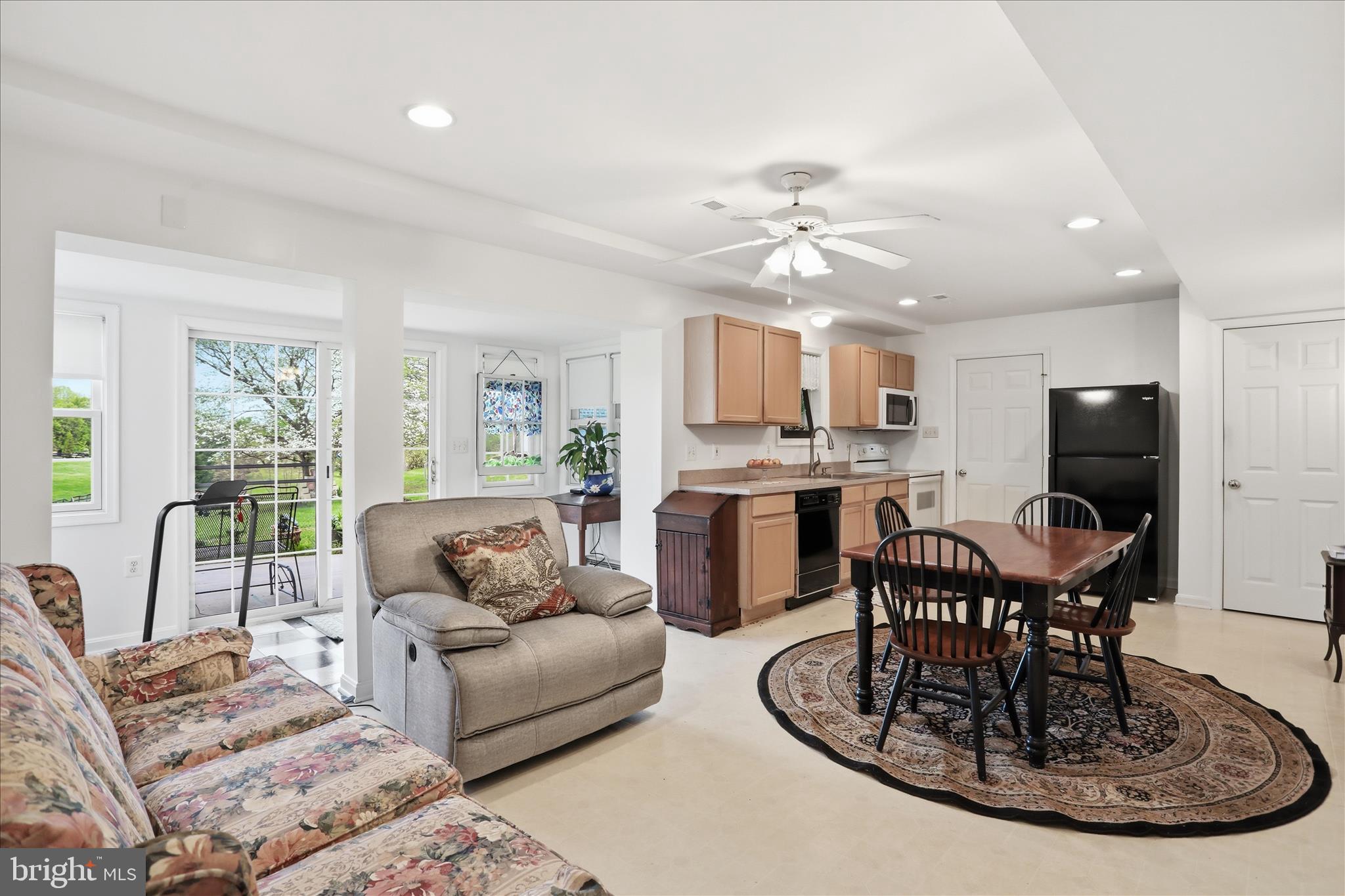 ROUTS HILL - Residential