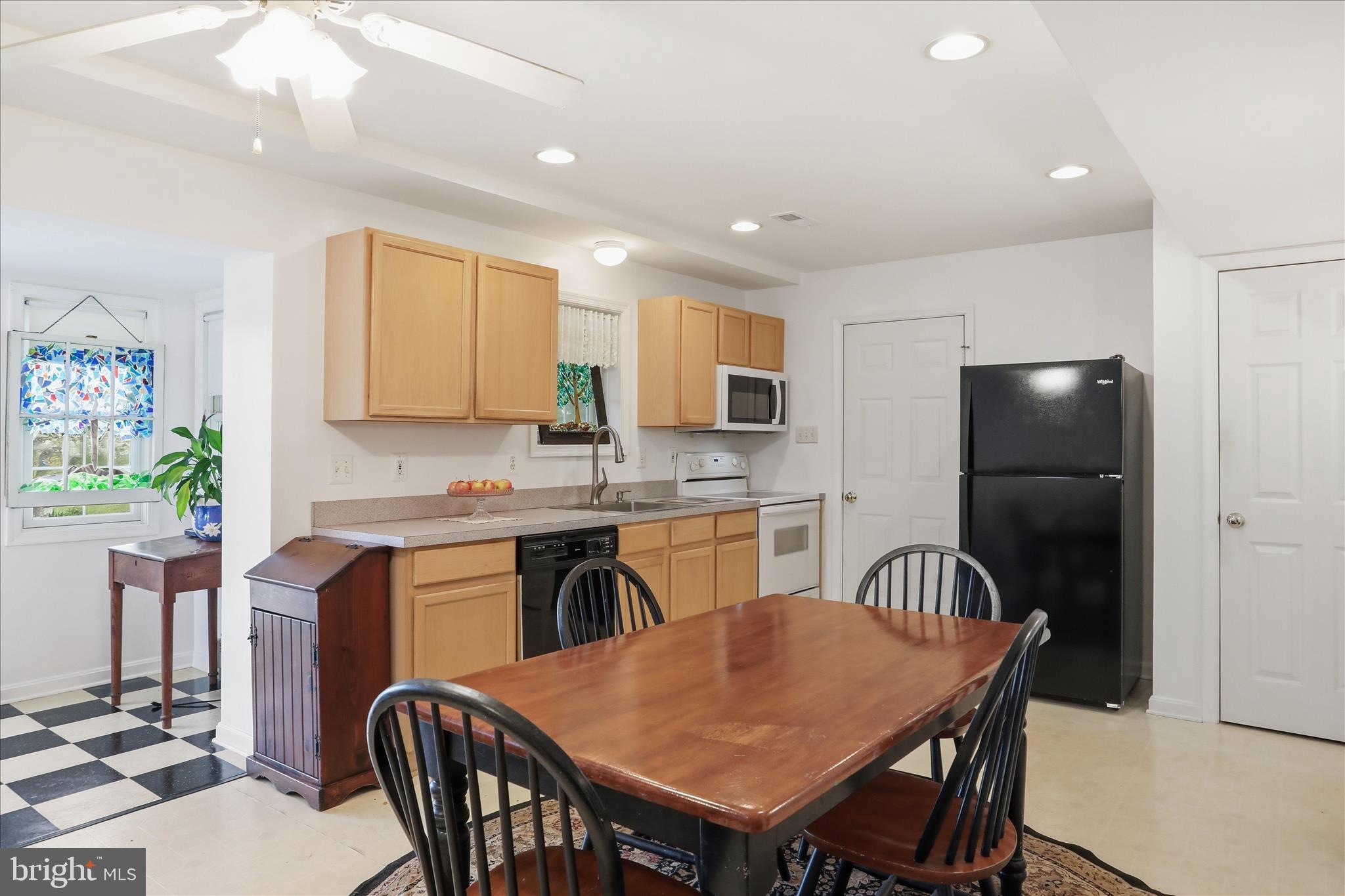 ROUTS HILL - Residential