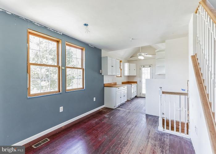 MIDDLE RIVER - Residential