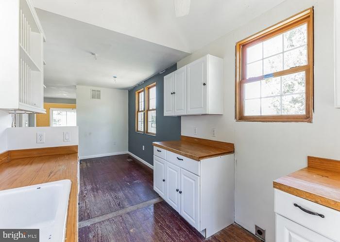 MIDDLE RIVER - Residential