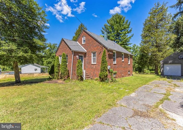 MIDDLE RIVER - Residential