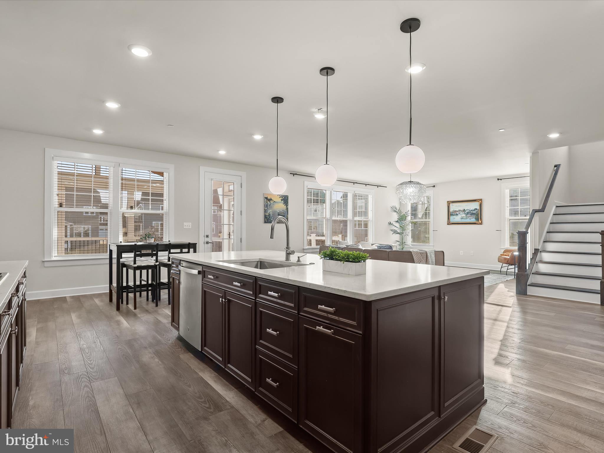 MAPLE LAWN SOUTH - Residential