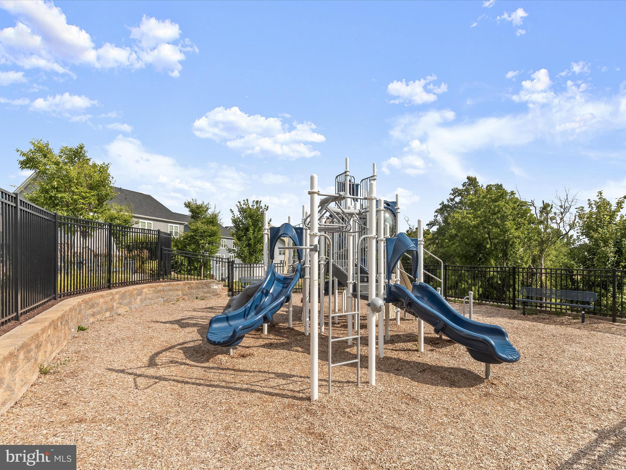 MAPLE LAWN SOUTH - Residential