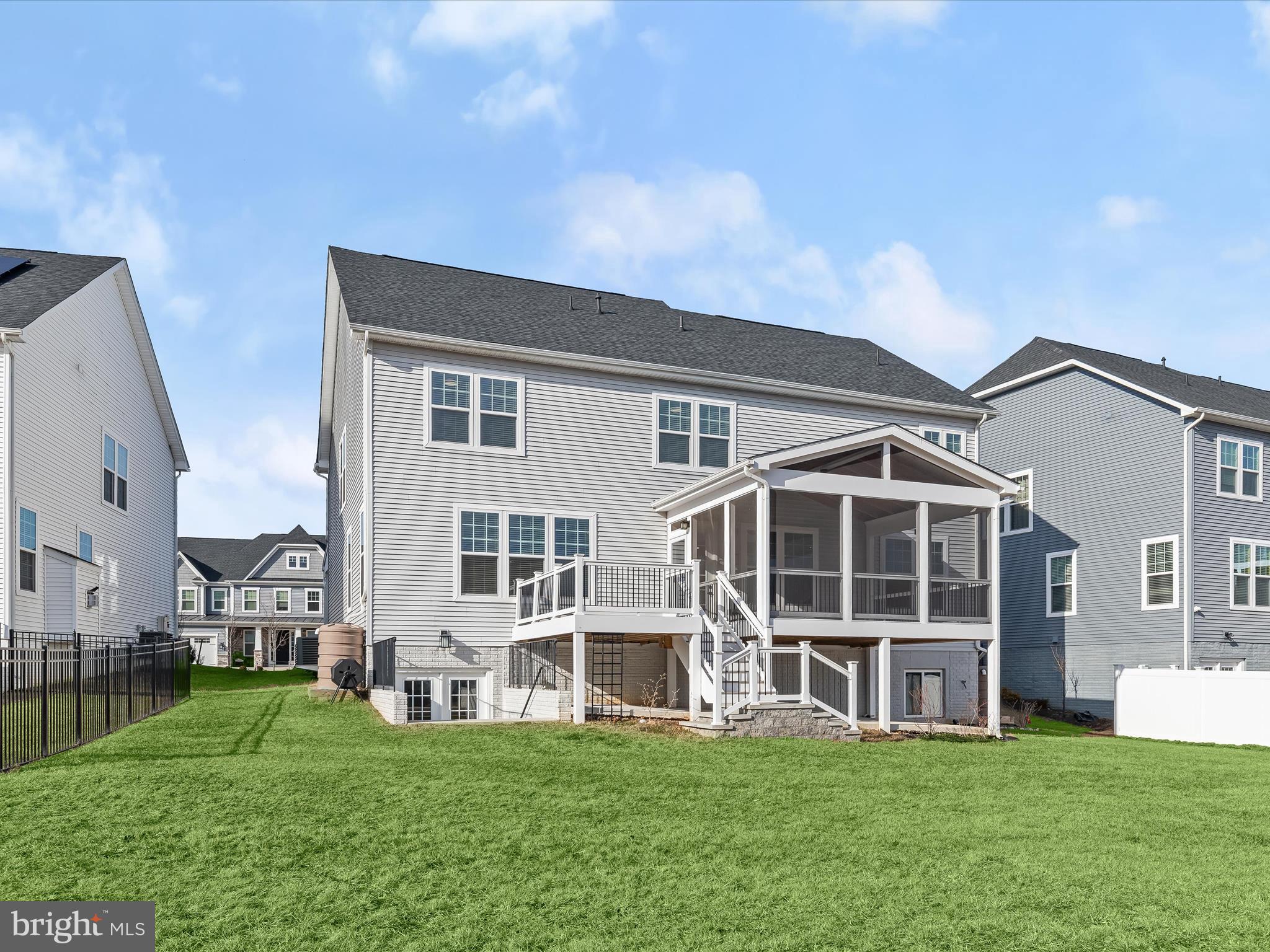 MAPLE LAWN SOUTH - Residential