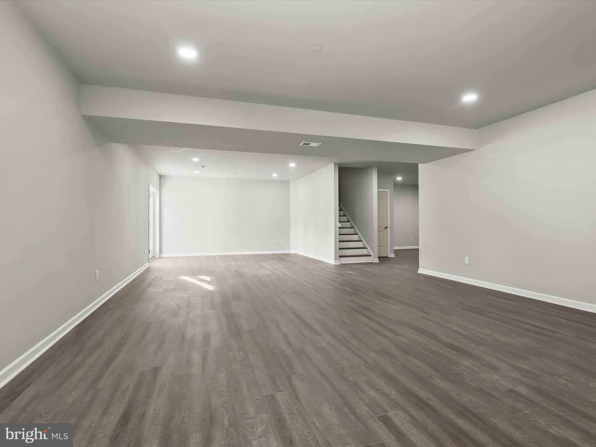 MAPLE LAWN SOUTH - Residential