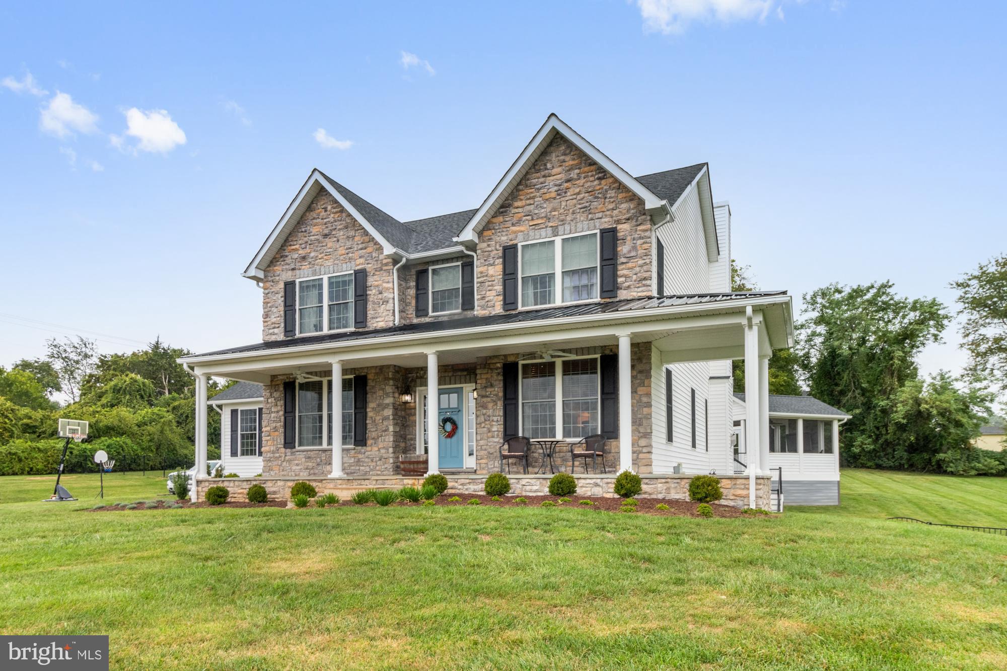 GRAYSONS RIDGE - Residential